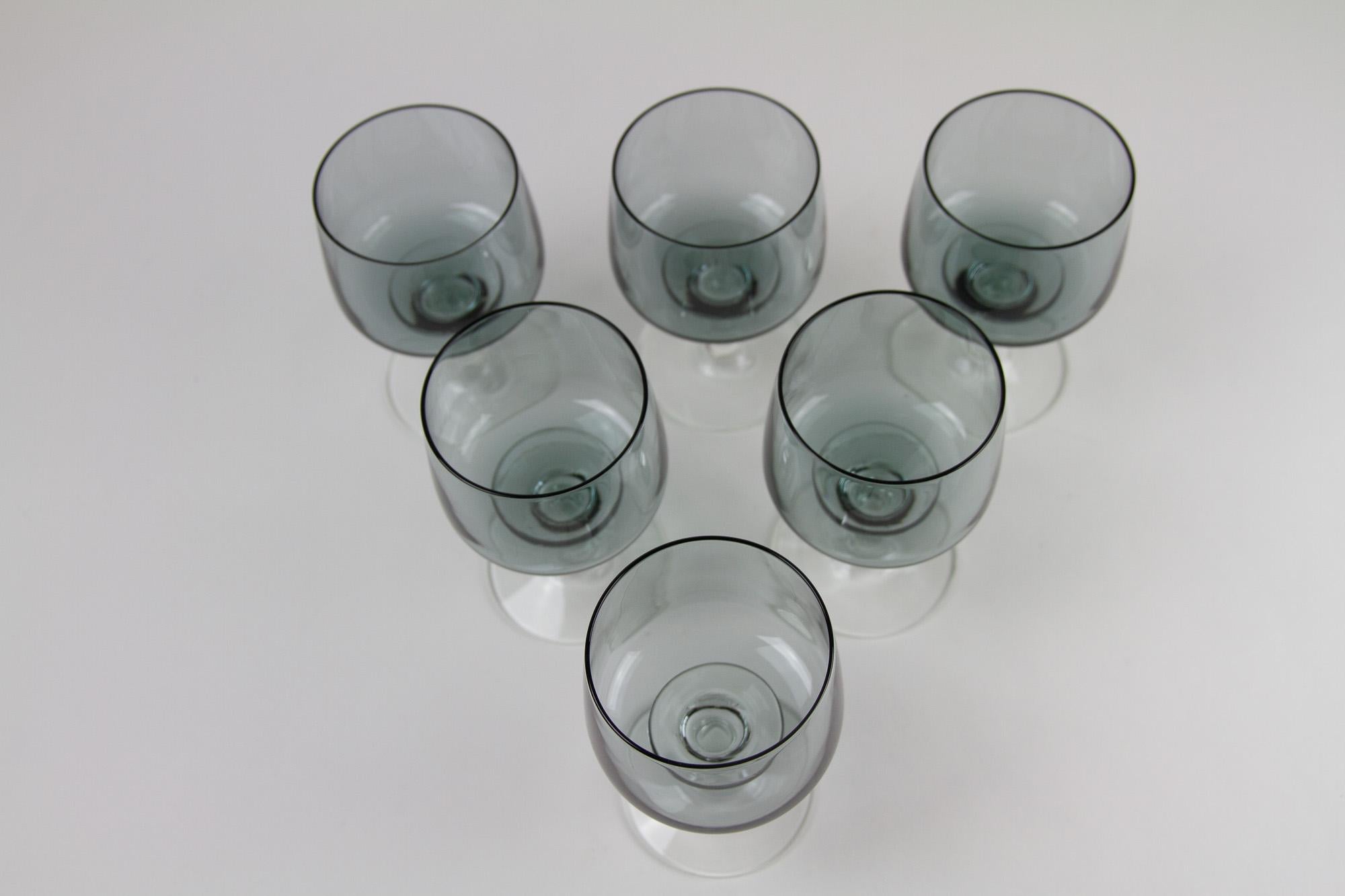 Vintage Danish Holmegaard Atlantic White Wine Glasses, 1960s. Set of 6. In Good Condition For Sale In Asaa, DK