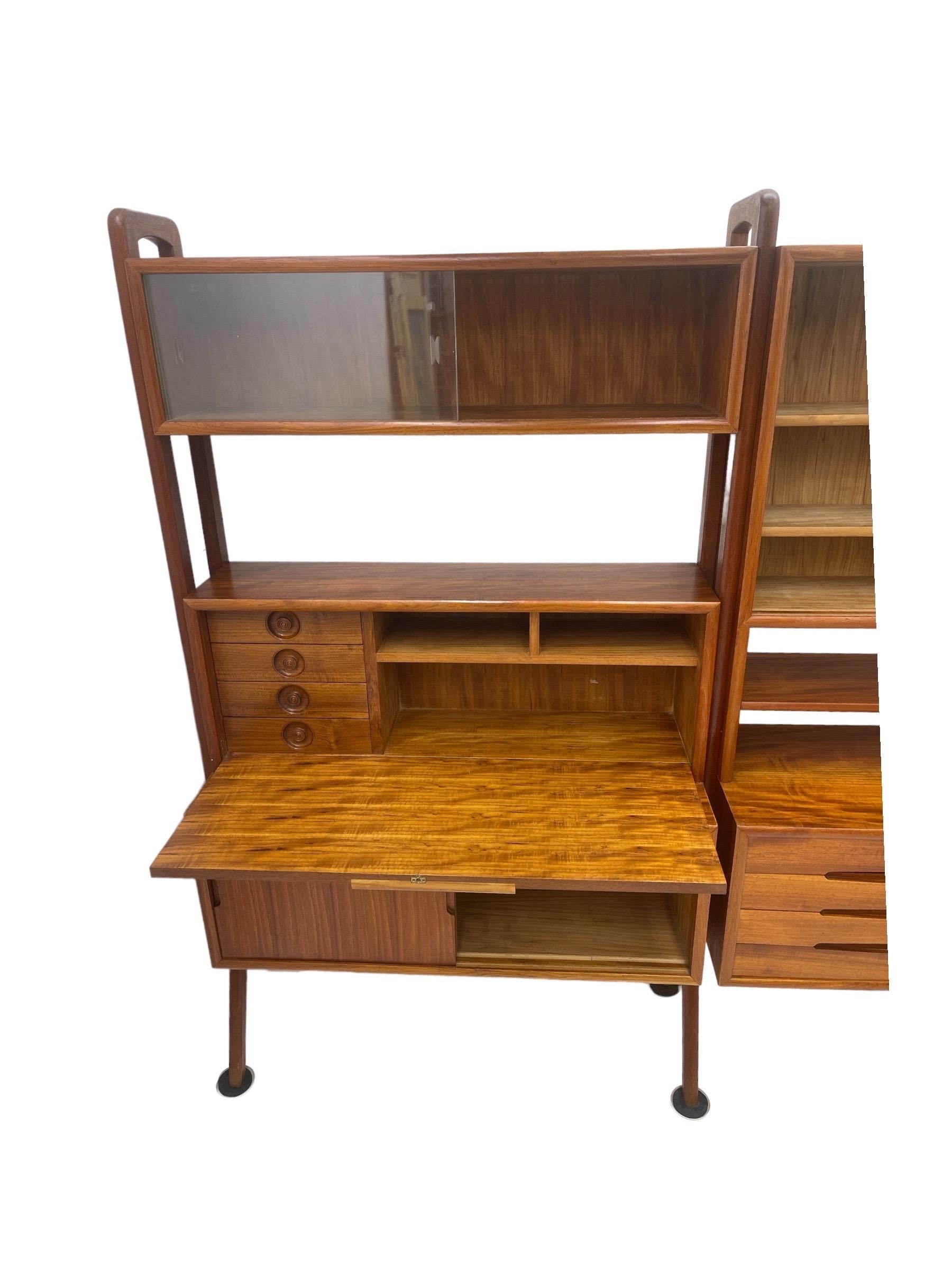 Vintage Danish Imported Mid Century Standalone bookcase shelf with Writing Desk For Sale 6