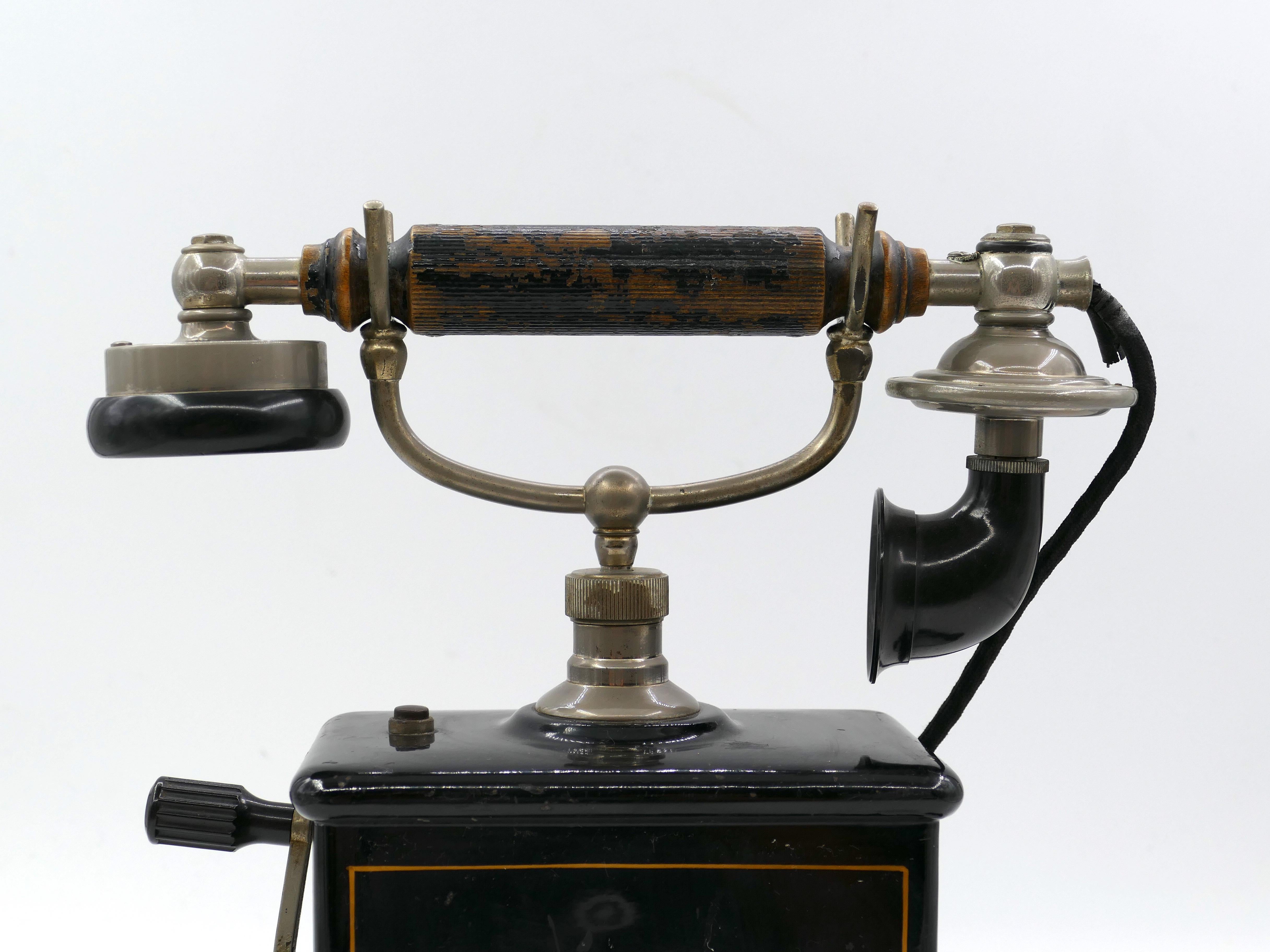 Vintage Danish JYDSK Phone, Early 20th Century In Good Condition In Roma, IT