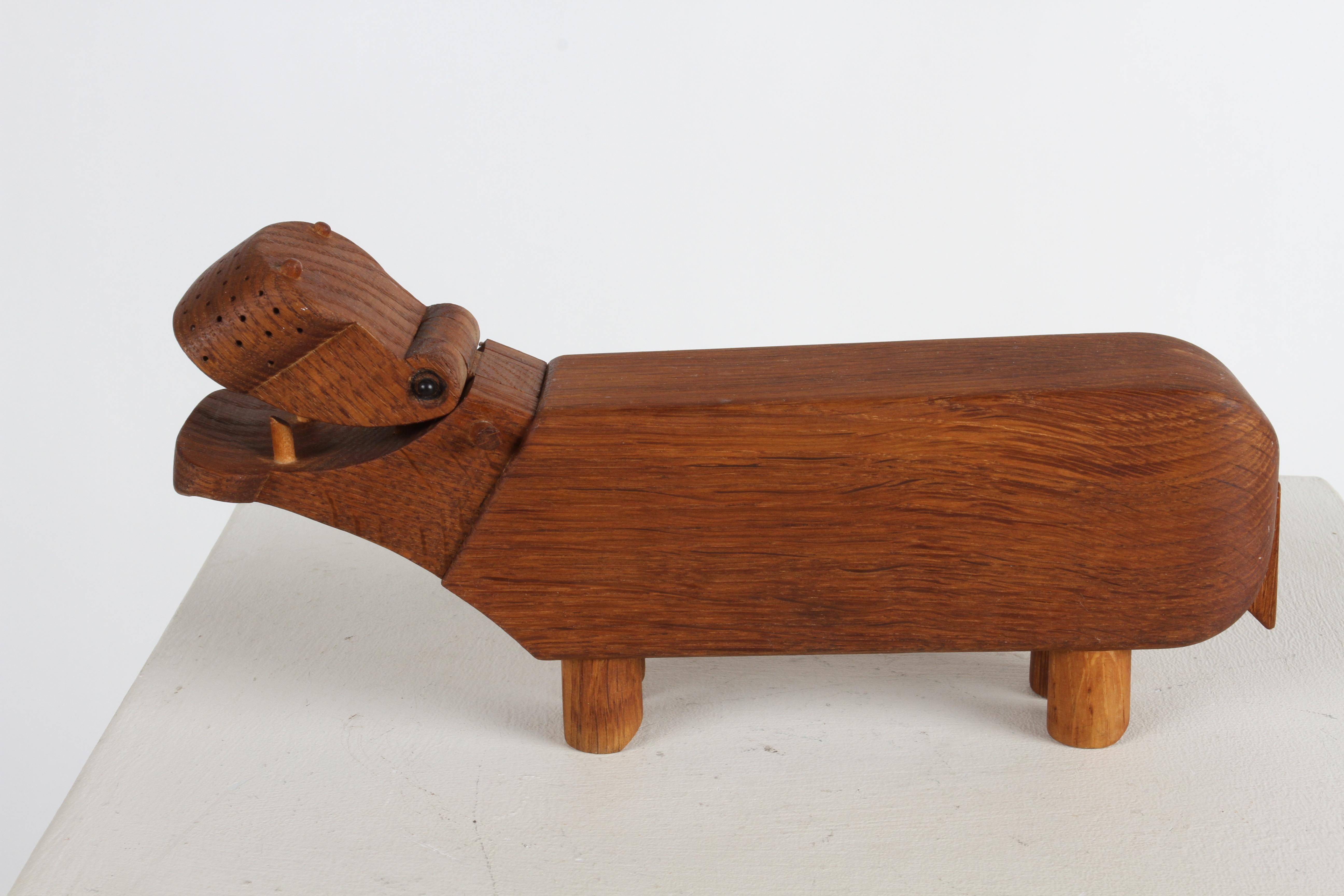 Vintage Danish Kay Bojesen 1950s Wooden Oak Hippo Figurine Desk Pencil Holder  For Sale 1