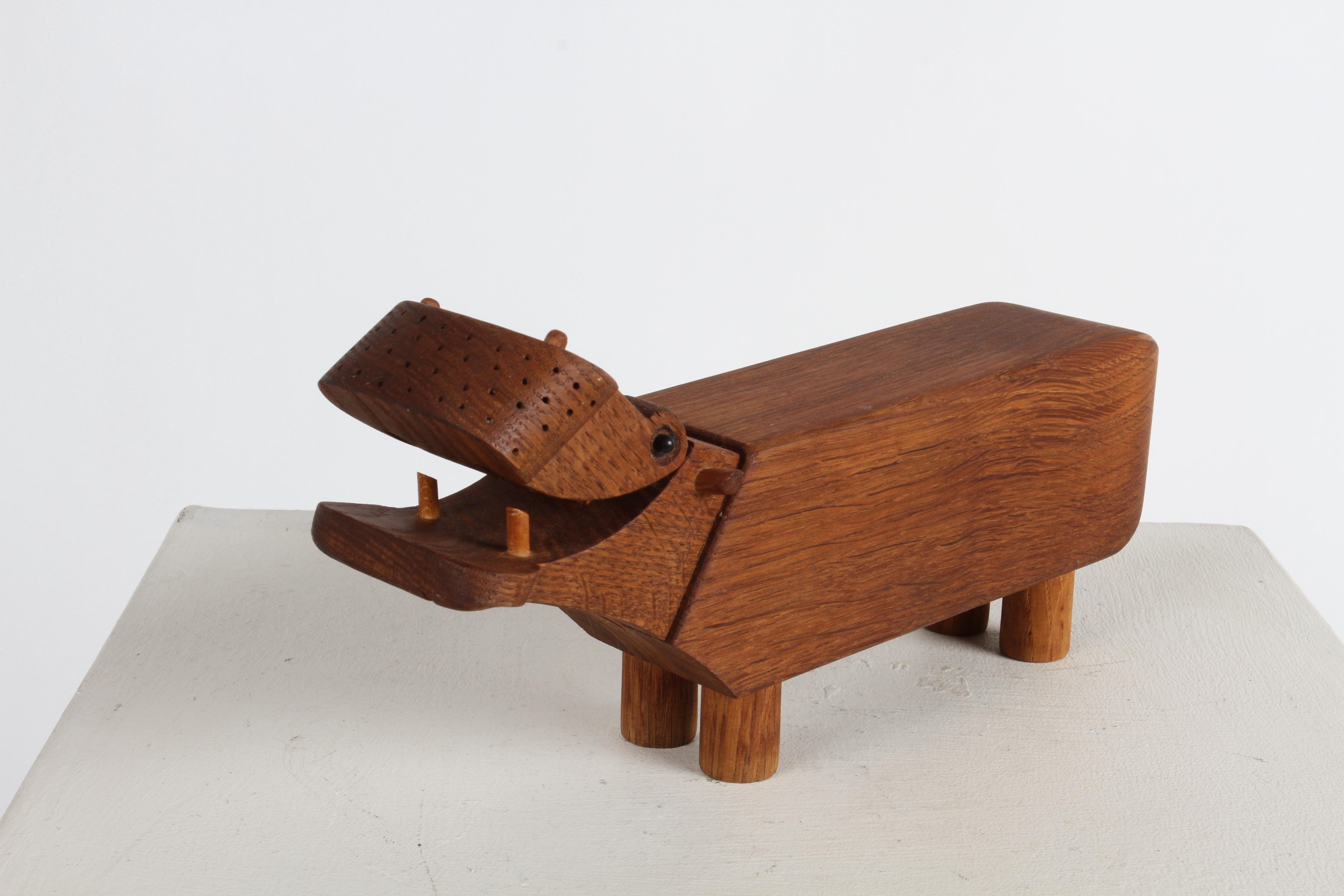 Vintage Danish Kay Bojesen 1950s Wooden Oak Hippo Figurine Desk Pencil Holder  For Sale 2