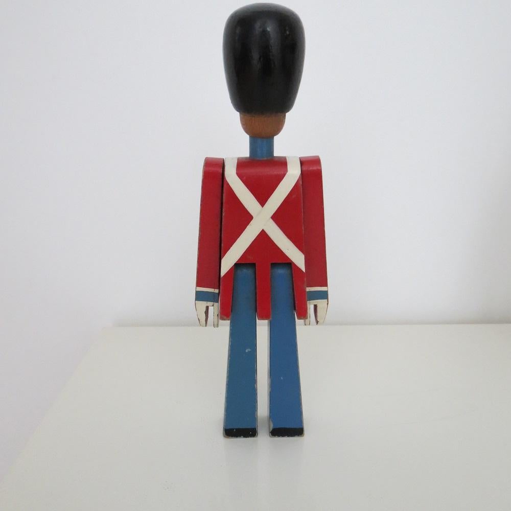 Fatto a macchina Vintage danese Kay Bojesen Soldato della Guardia Reale Figura 2 disponibili in vendita