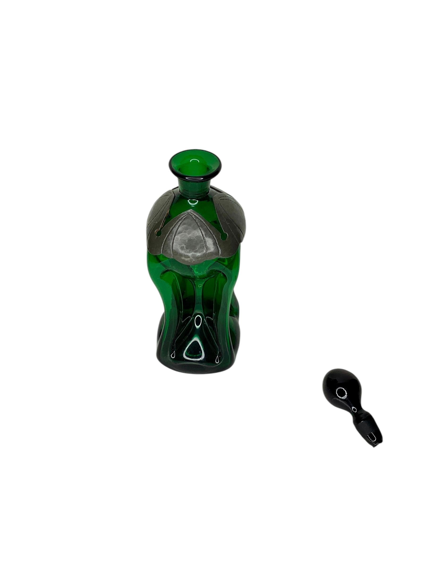 Decantador danés vintage Kluk Kluk verde de Holmegaard Moderno de mediados de siglo en venta