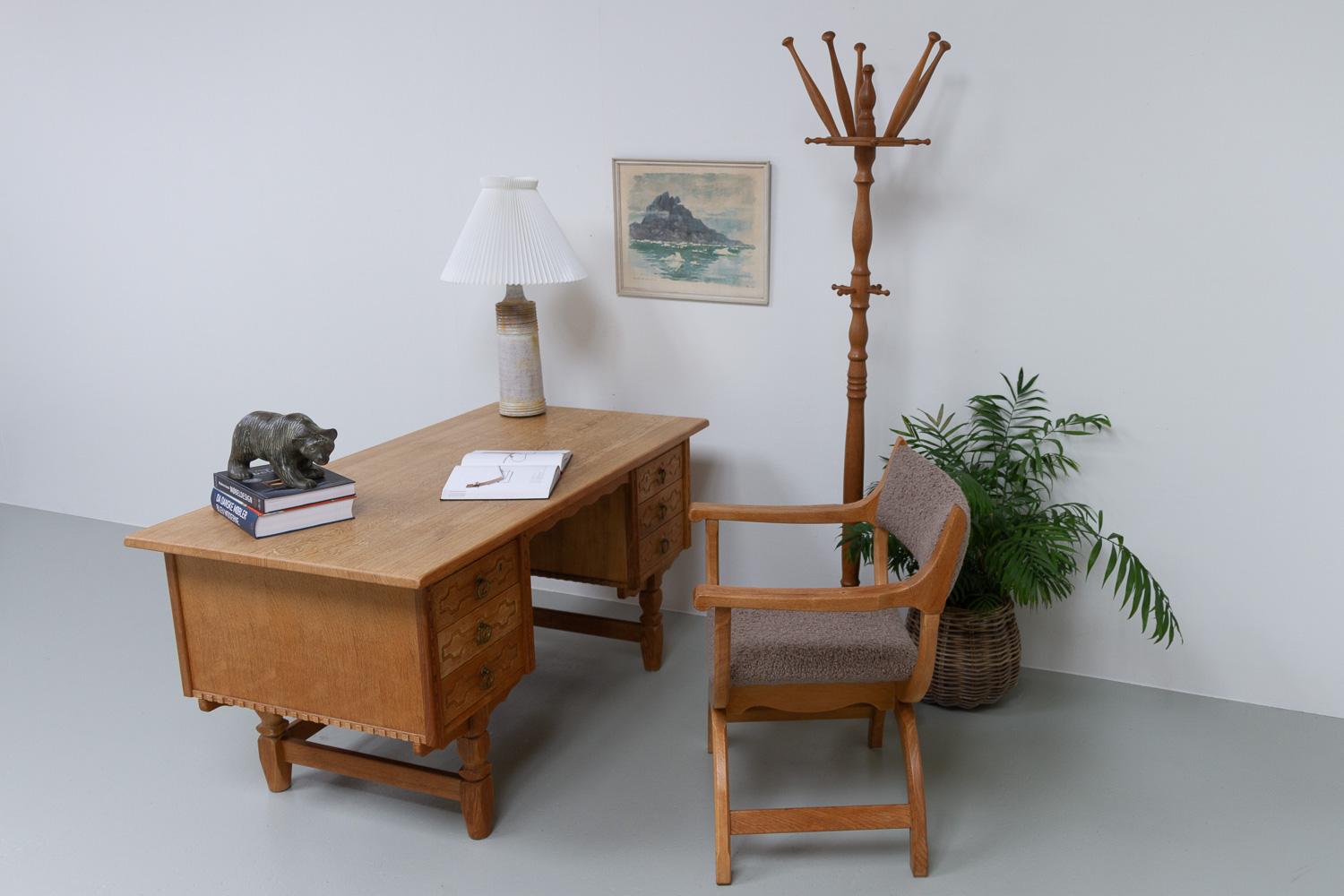 Vintage Danish Kurul Armchair in Oak by Henning Kjærnulf, 1960s For Sale 12