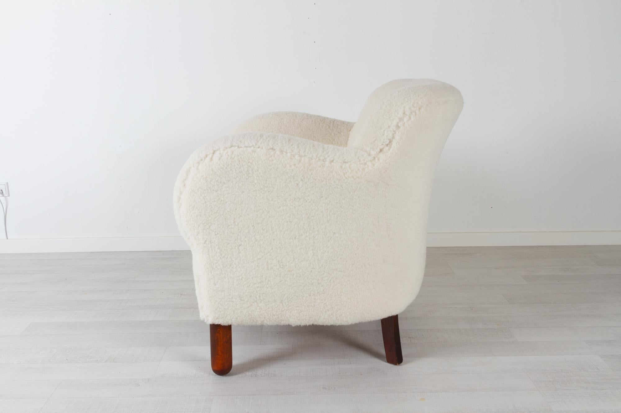 Vintage Danish Lambswool Lounge Chair 1940s In Good Condition In Asaa, DK