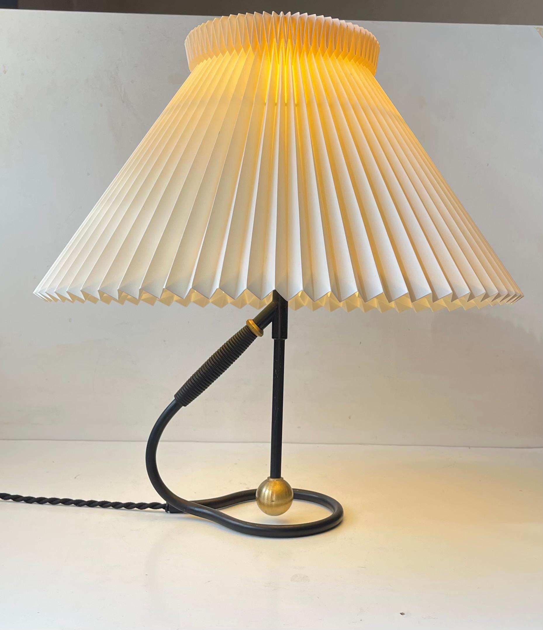Mid-Century Modern Vintage Danish Le Klint Table Lamp in Brass & Paper by Kaare Klint, 1950s For Sale