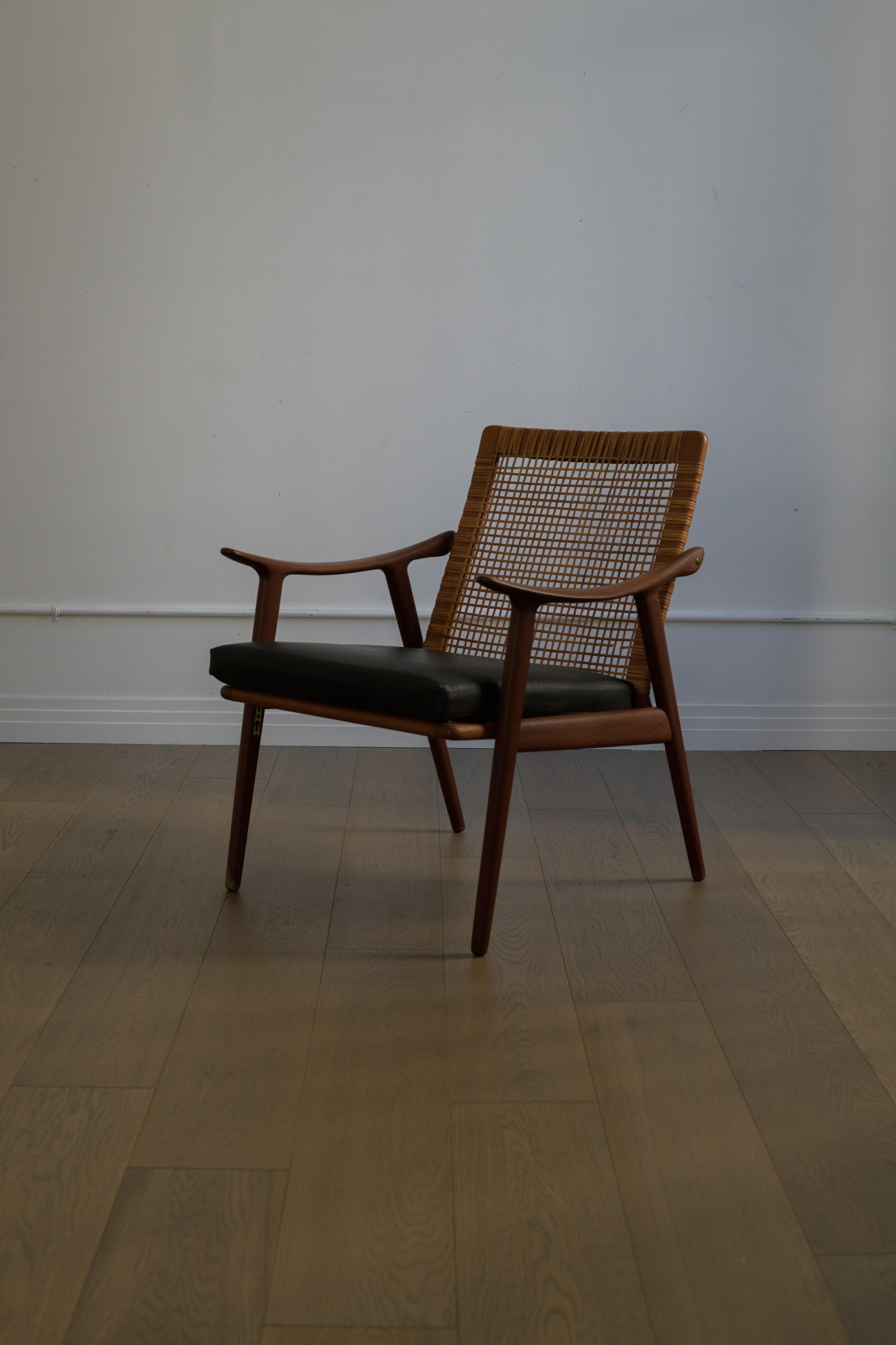 Danois Chaise longue danoise vintage dans le style de Peter Hvidt en vente