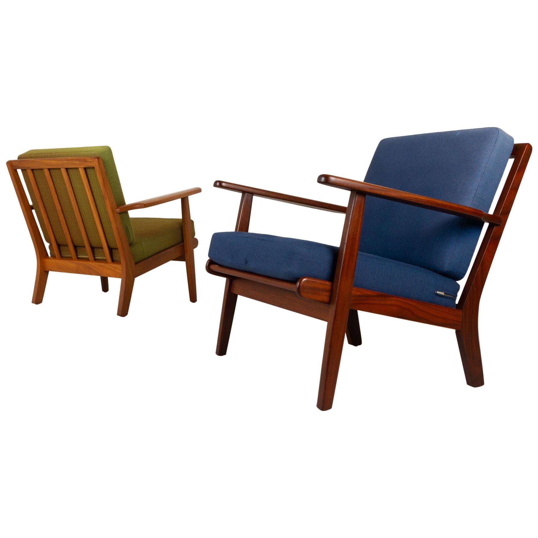 Vintage Danish Lounge Chairs by Aage Pedersen for GETAMA 1960s, Set of 2 For Sale