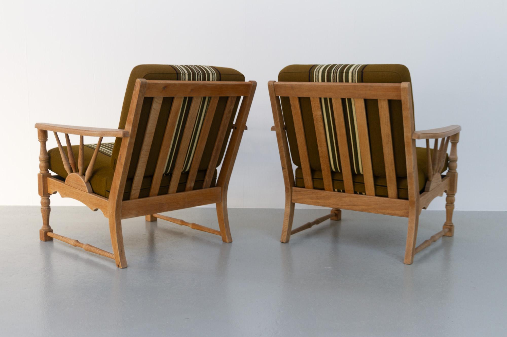 Vintage Danish Lounge Chairs in Oak, 1960s. Set of 2. 8