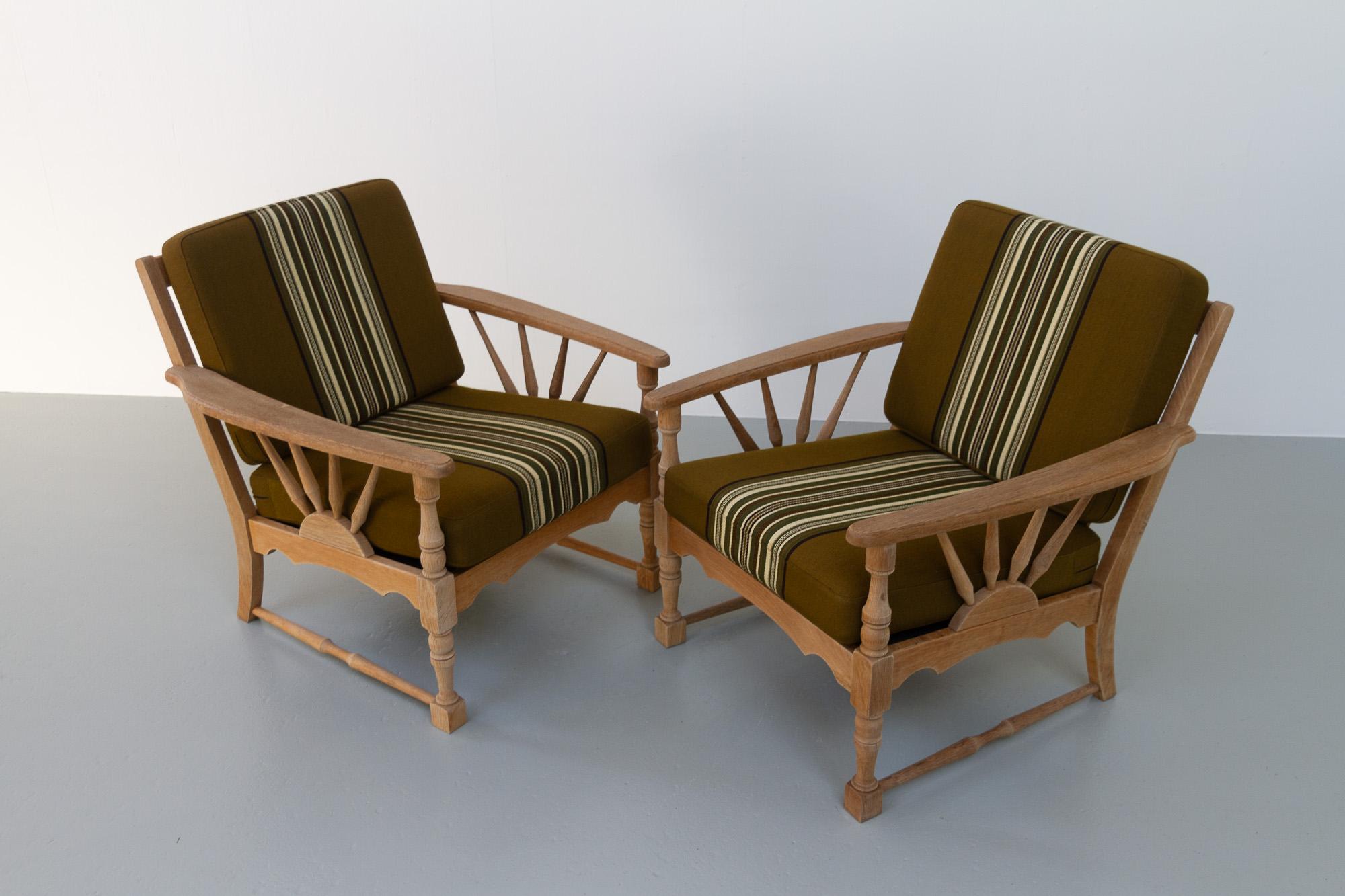 Scandinavian Modern Vintage Danish Lounge Chairs in Oak, 1960s. Set of 2.