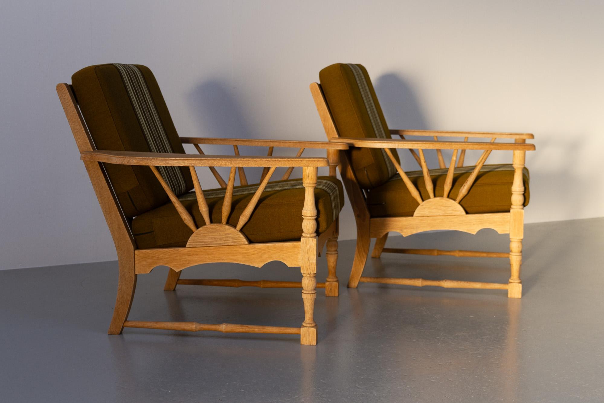 Vintage Danish Lounge Chairs in Oak, 1960s. Set of 2. 3