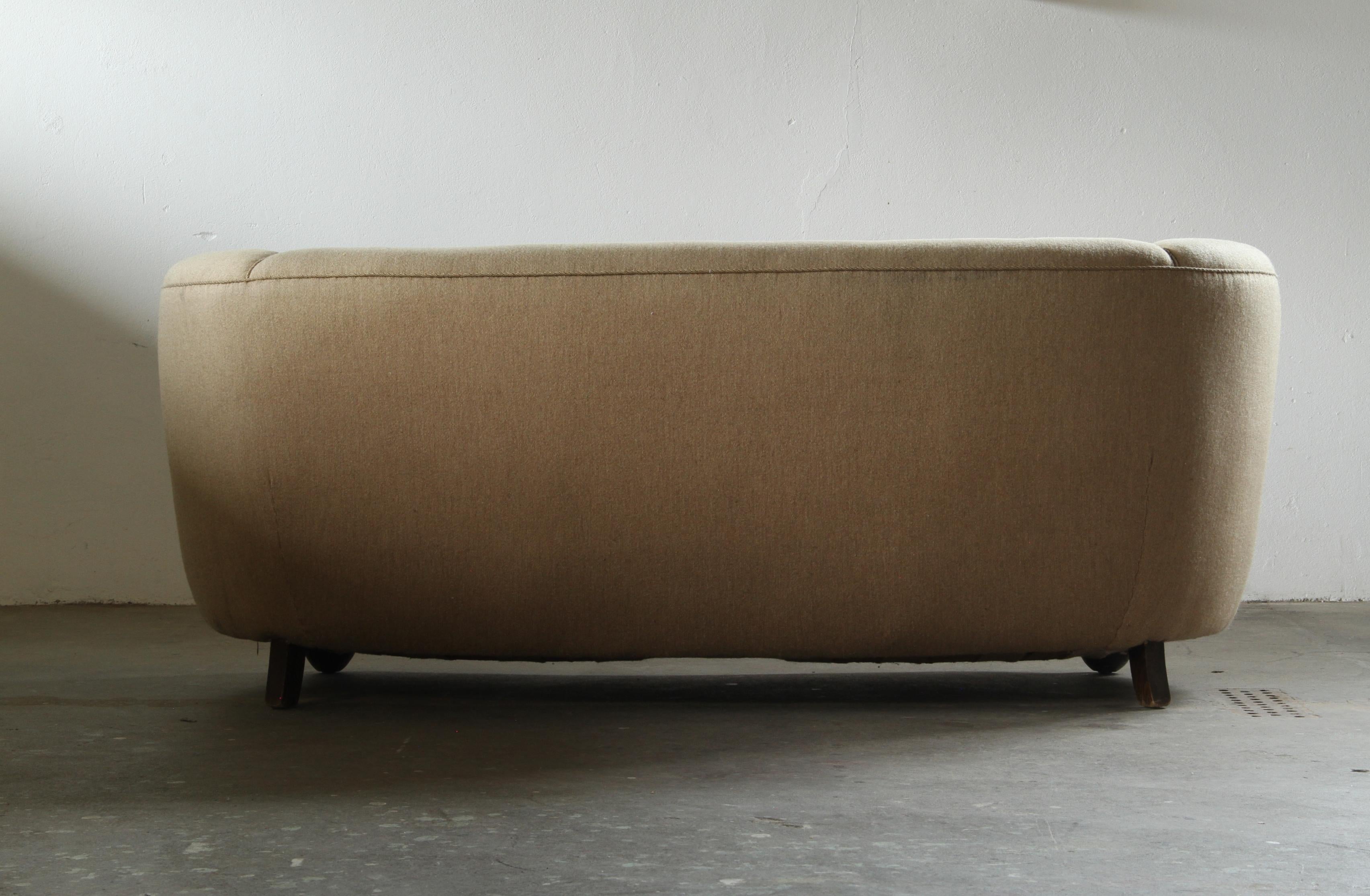 Vintage Danish Loveseat Curved Cabinetmaker Sofa, 1940s en vente 13