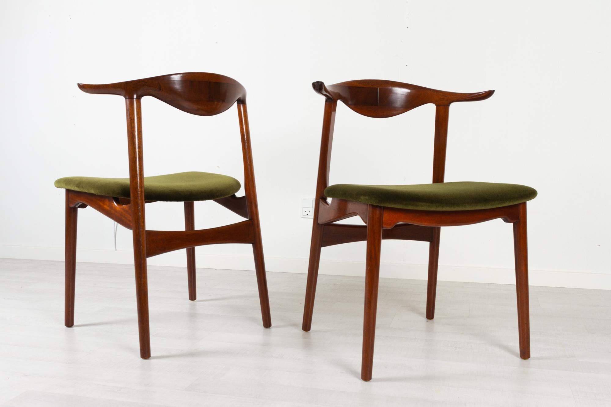 Vintage Danish Mahogany Cowhorn Chairs 1940s, Set of 6 For Sale 5