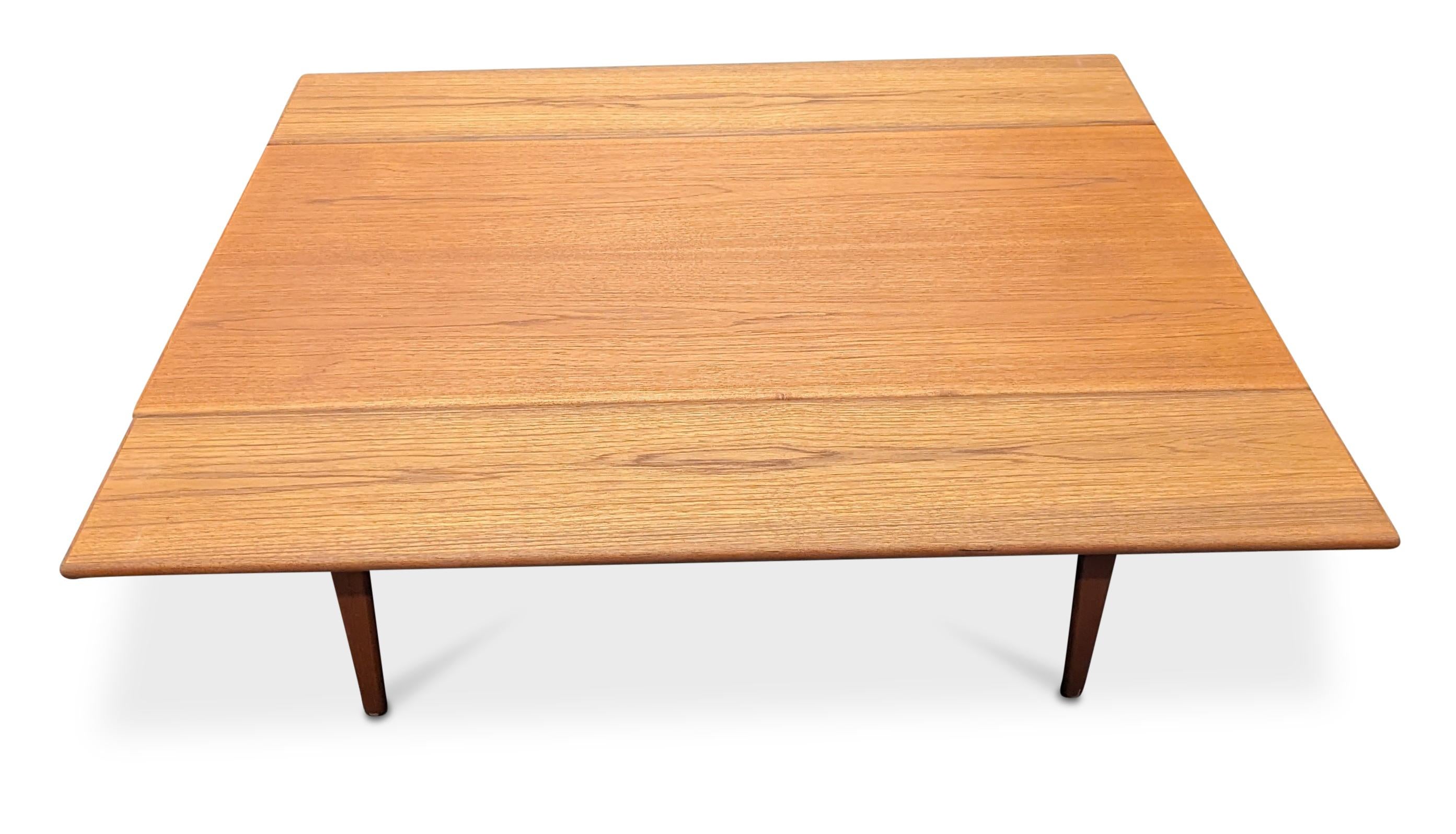 Vintage Danish MCM Copenhagen Table Dining and Coffee Table in 1 - 072366 In Good Condition In Jersey City, NJ