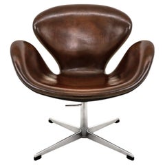 Vintage Danish Mid century 1960s Arne Jacobsen, Fritz Hansen Leather Swan chair