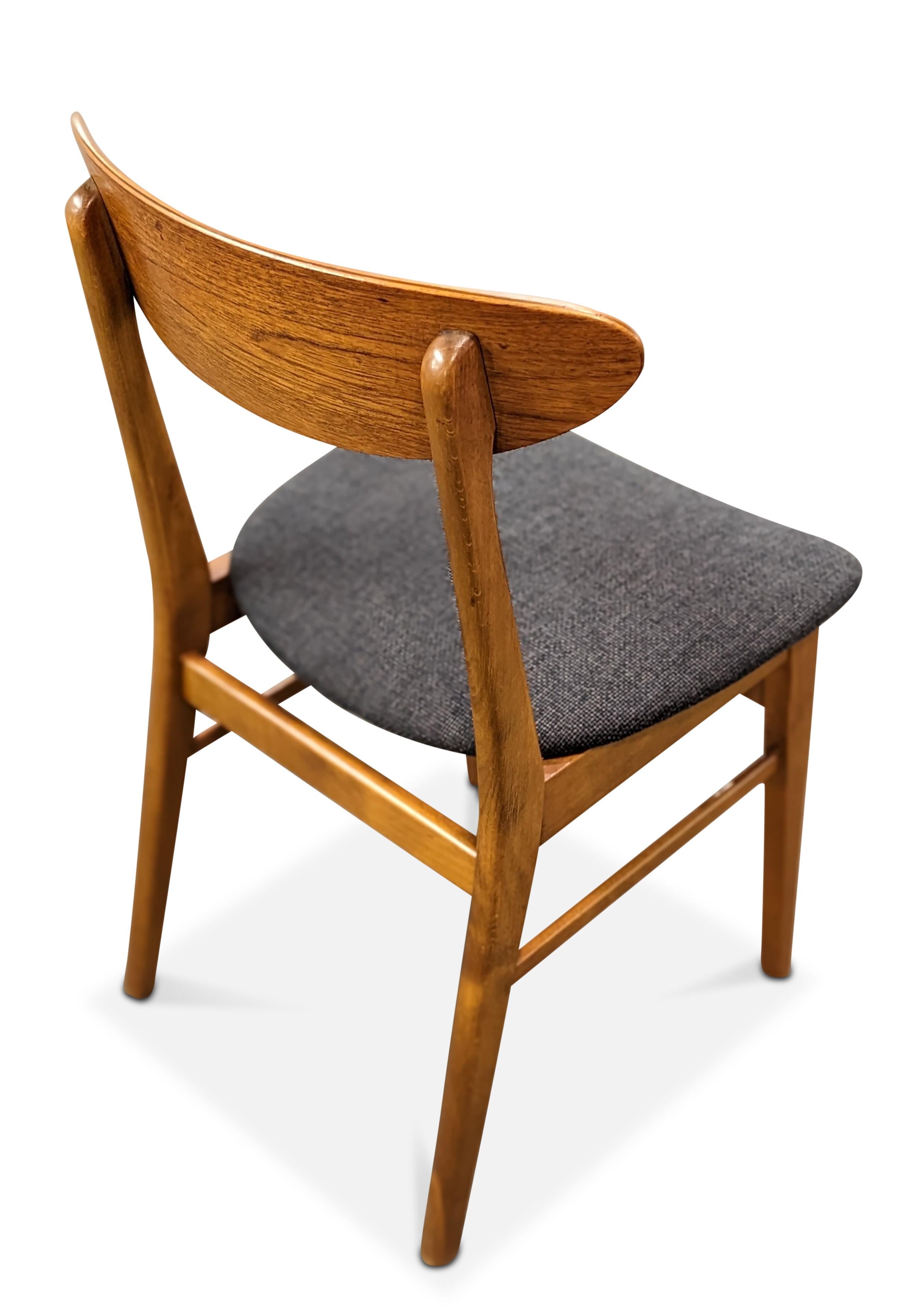 Mid-Century Modern Vintage Danish Mid Century 2 Farstrup Dining Chairs, 112290