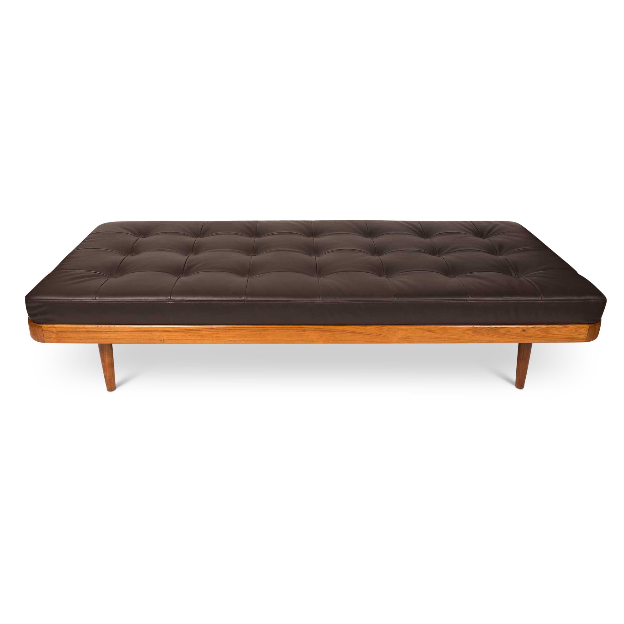 Leather Vintage Danish Mid-Century Daybed by Horsnaes Møbler in Solid Teak 