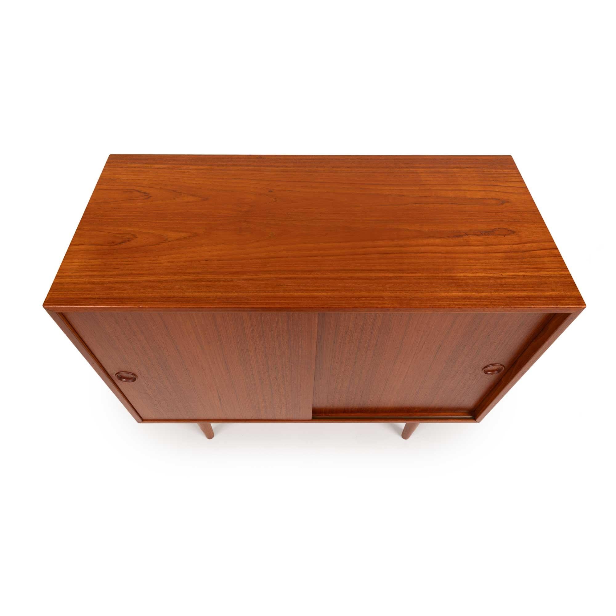 Vintage Danish Mid-Century Kai Kristansen Teakholz Credenza 1960s im Angebot 3