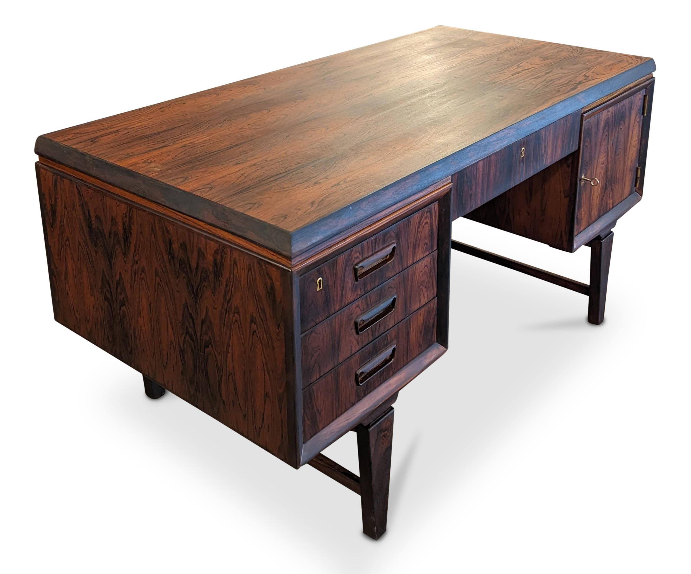Vintage Danish Mid Century Large Rosewood Desk - 072315 For Sale 2