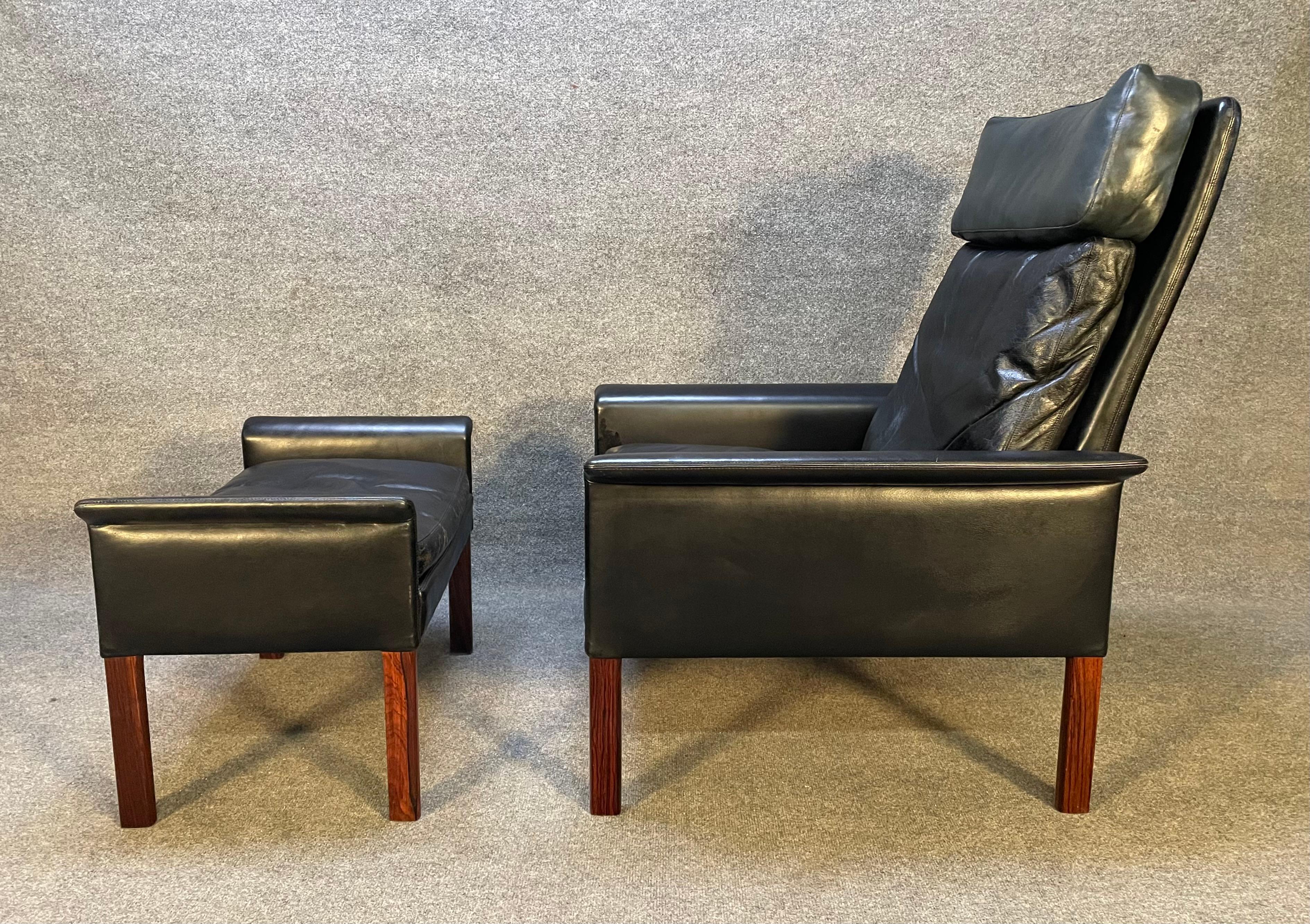 Here is a beautiful Scandinavian modern easy chair and its ottoman 