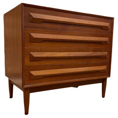 Vintage Danish Mid Century Modern 4 Drawer Teak Dresser Dovetailed Drawers