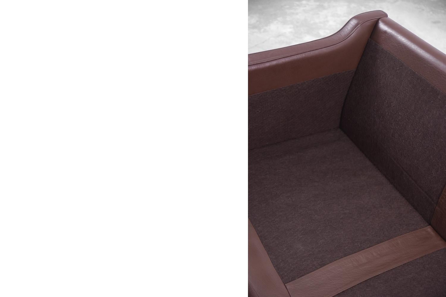 Divano danese d'epoca in pelle marrone The Modern Scandinavian, anni '70 in vendita 7