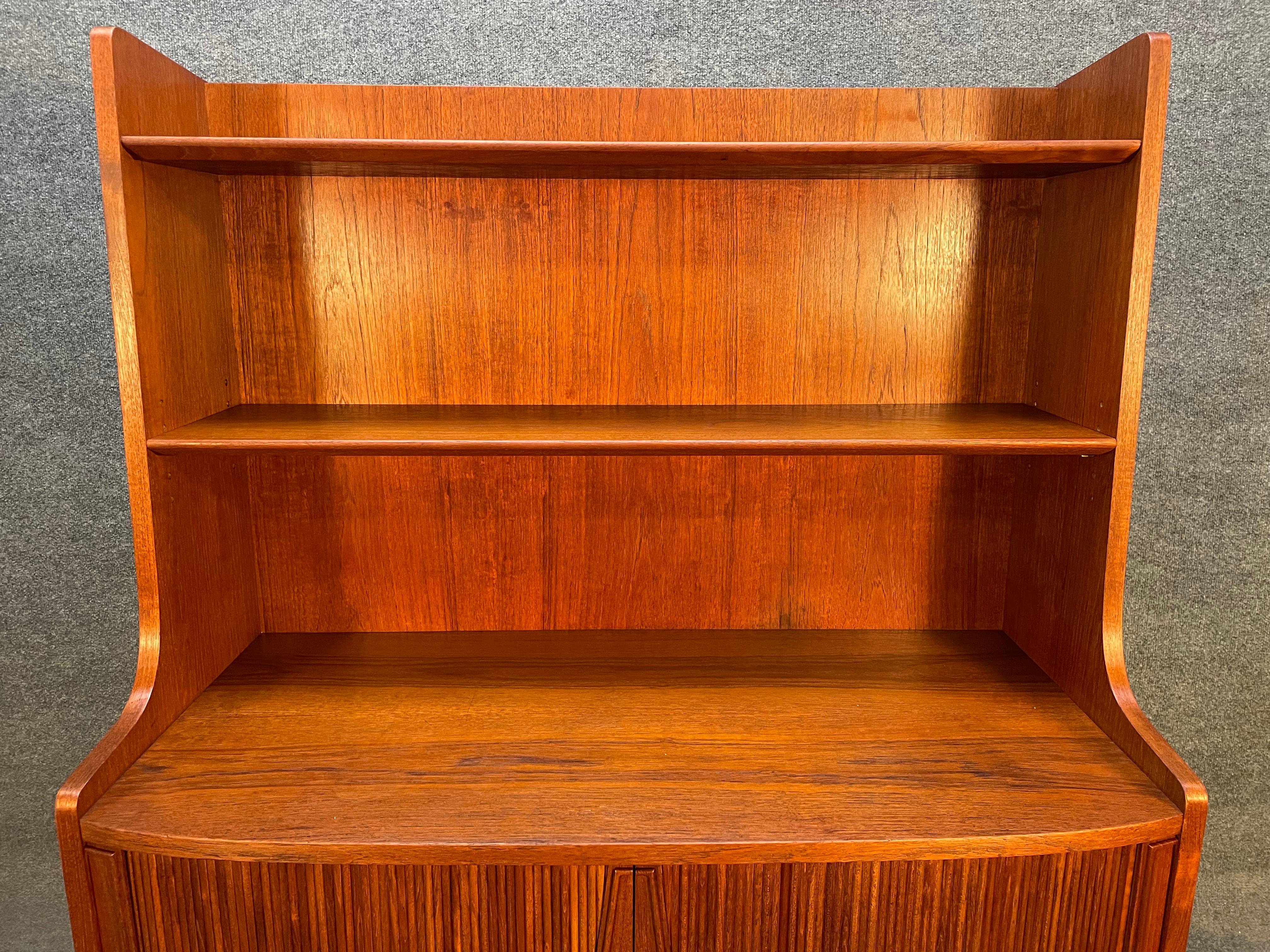 Here is a rare 1960's scandinavian modern case piece in teak designed by Johannes Sorth manufactured by Nexxo Mobelfabrik in Denmark.
This exquisite piece, recently, imported from Denmark to California before its refinishing, features a vibrant