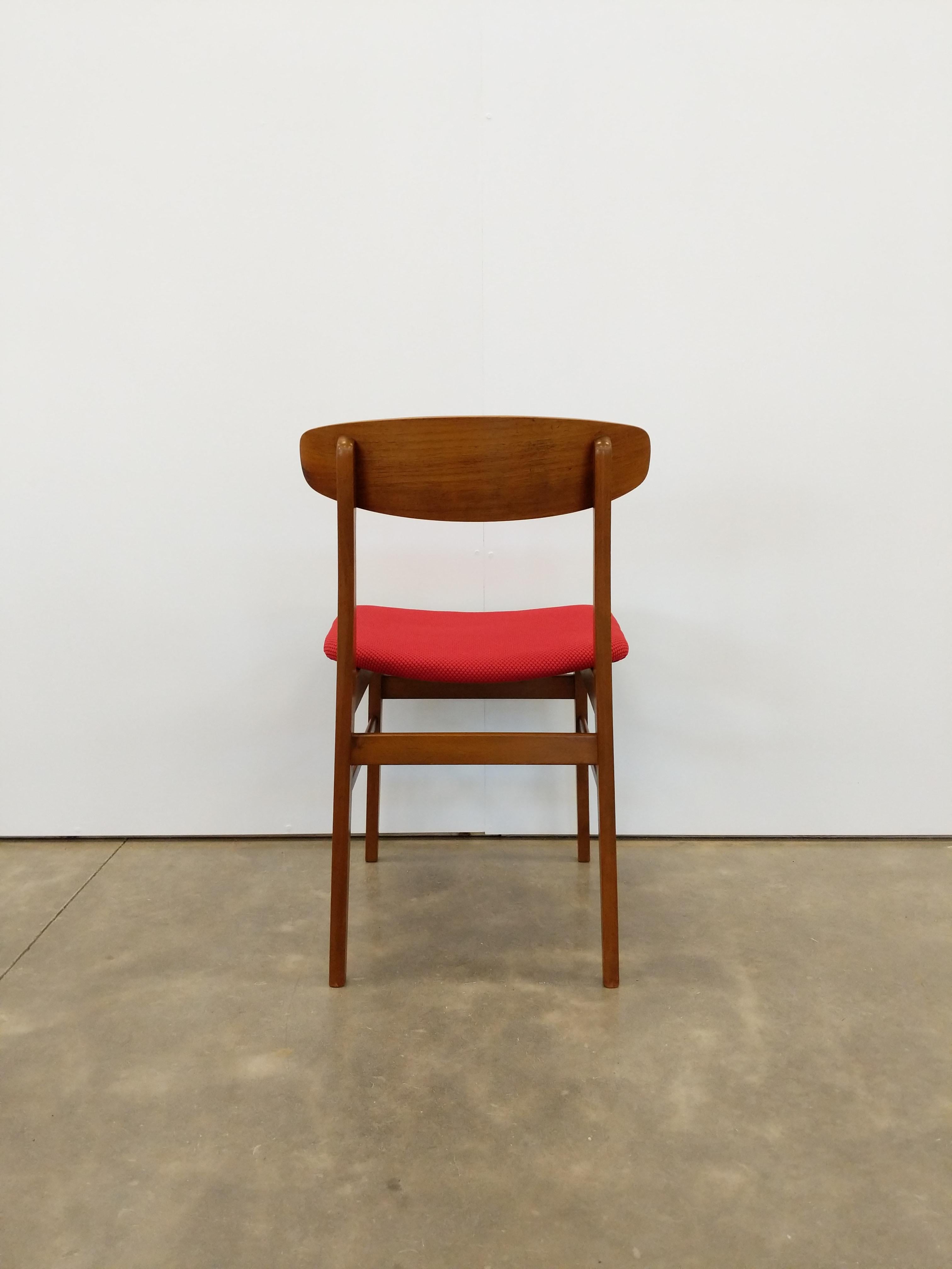 Scandinavian Modern Vintage Danish Mid Century Modern Dining Chair For Sale