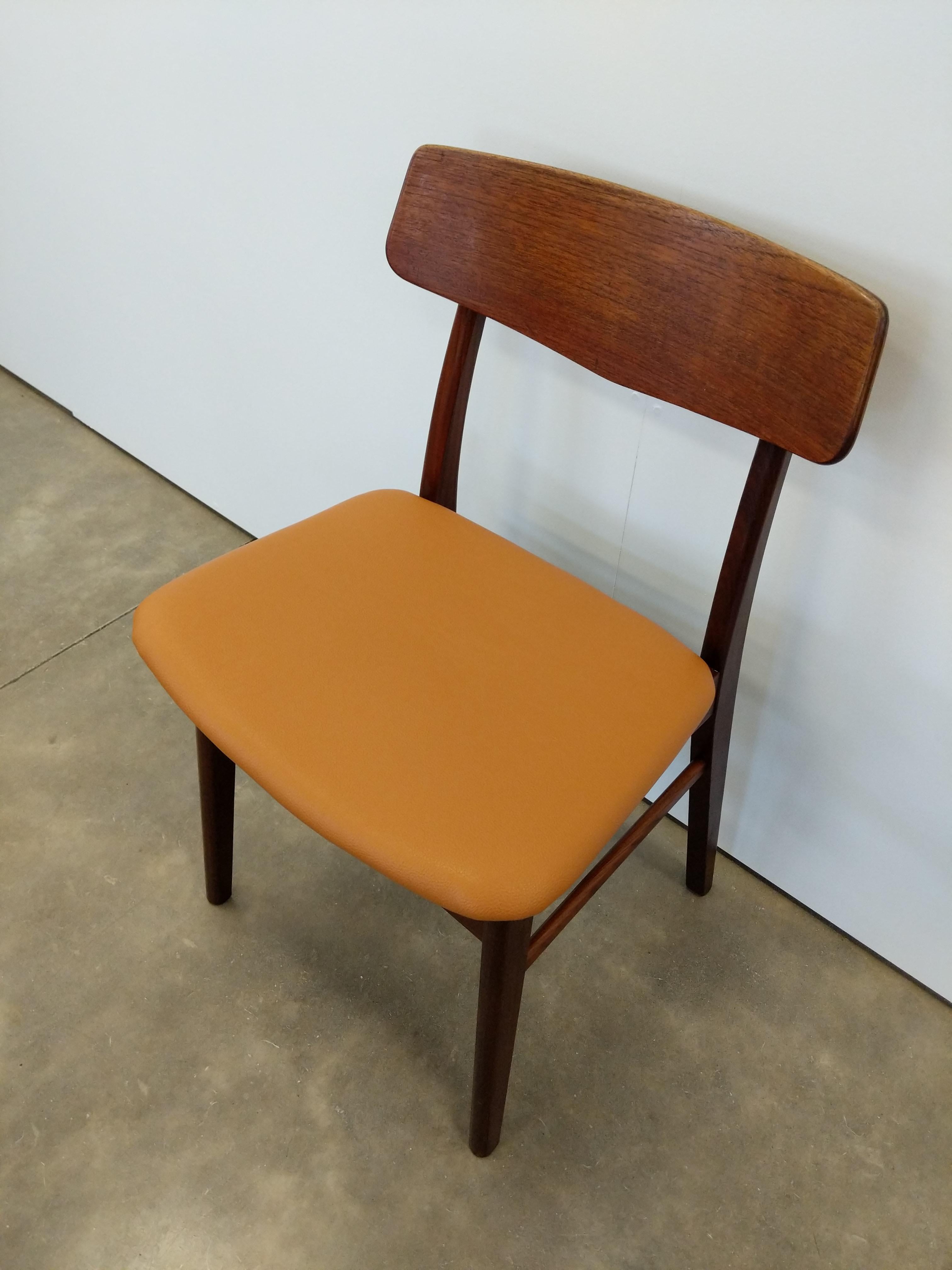 Vintage Danish Mid Century Modern Dining Chair For Sale 1