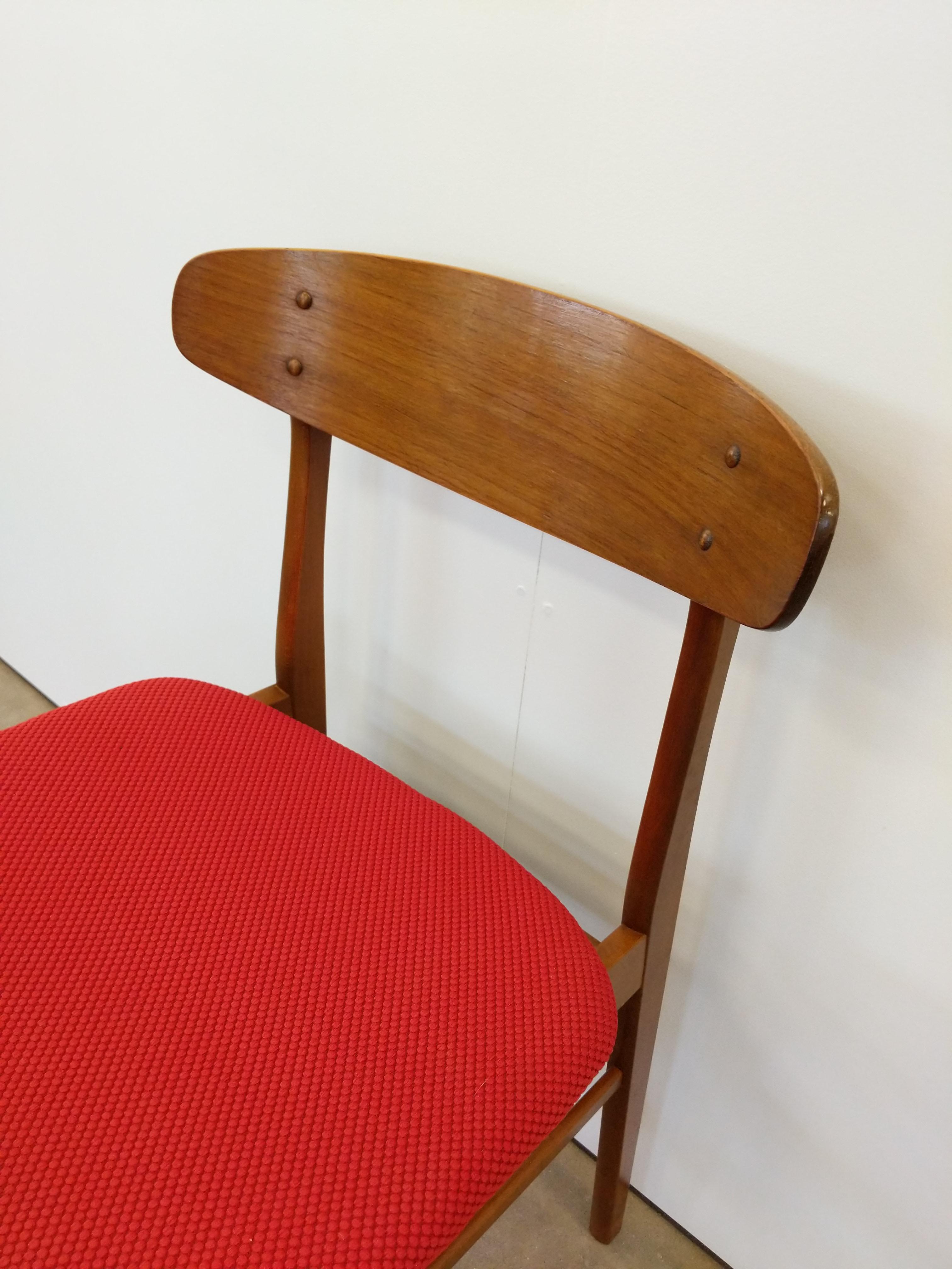Vintage Danish Mid Century Modern Dining Chair For Sale 2