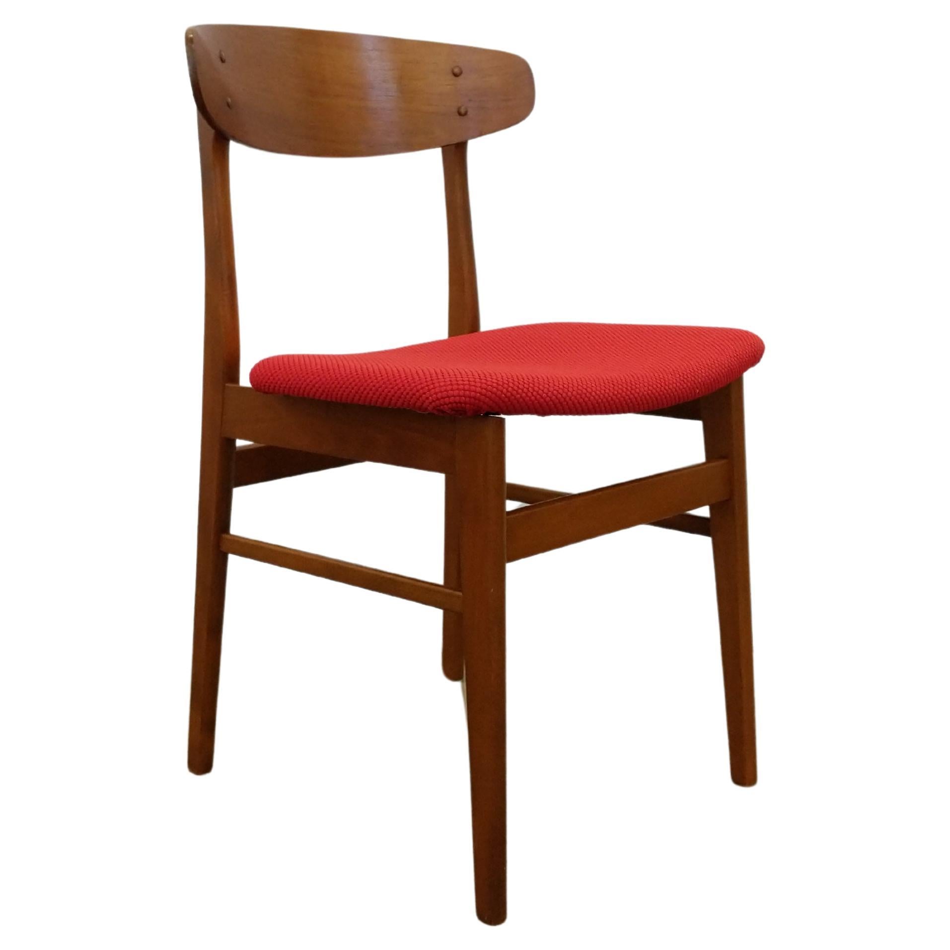 Vintage Danish Mid Century Modern Dining Chair For Sale