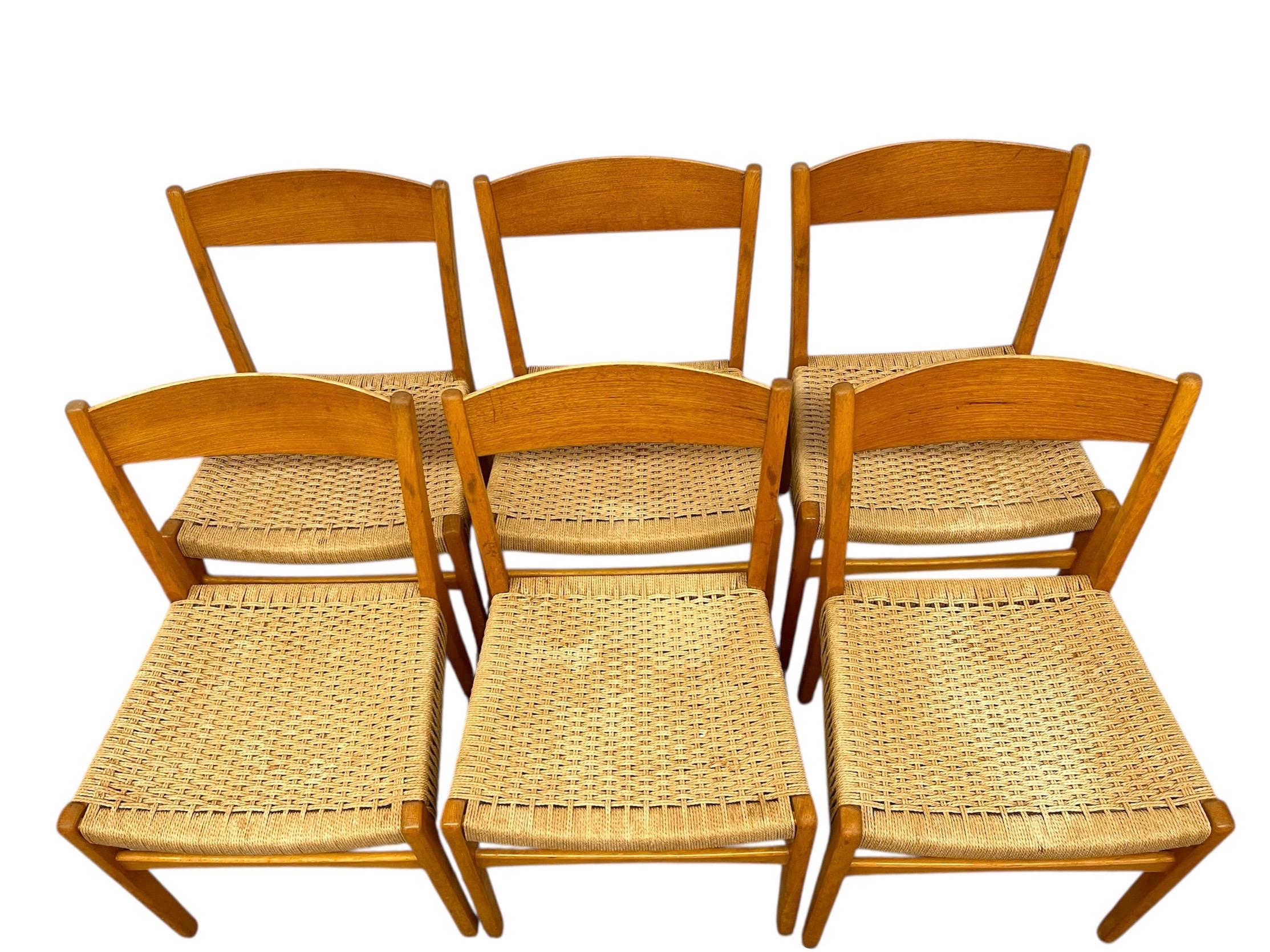 Vintage Danish Mid Century Modern Dining Chair Set of 6 by Skovmand & Andersen. (Holz) im Angebot