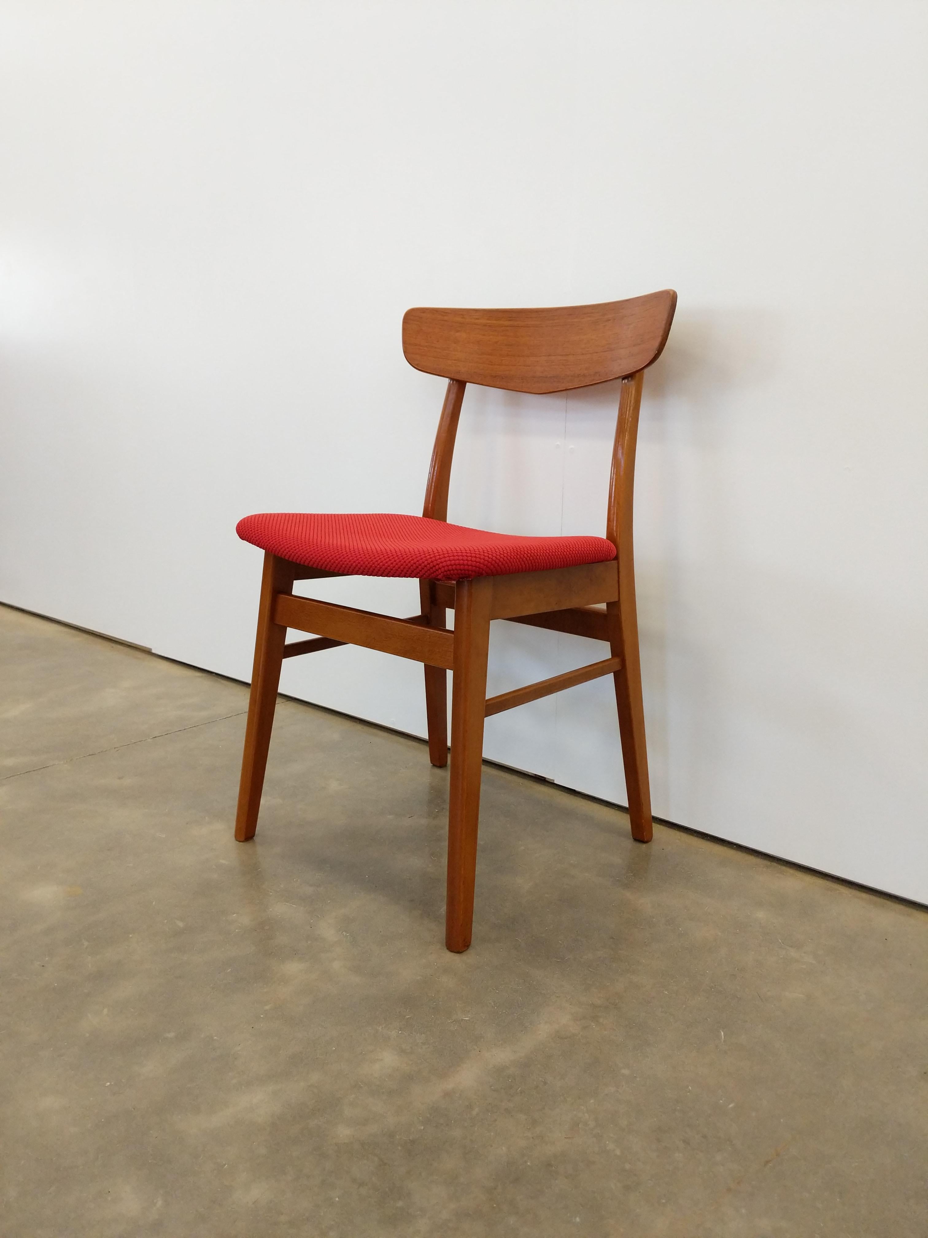 20th Century Vintage Danish Mid Century Modern Farstrup Dining Chair For Sale