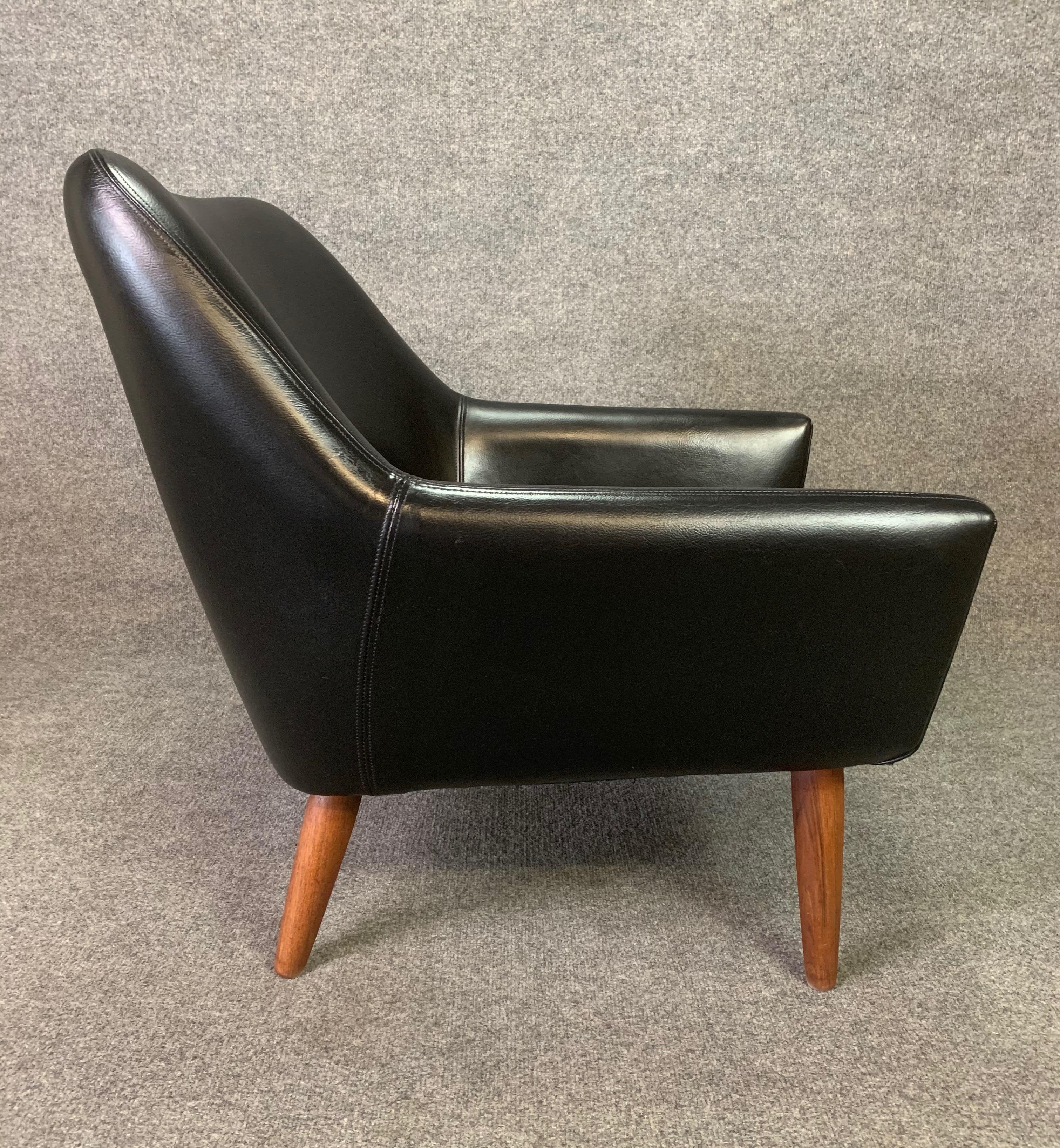 Mid-20th Century Vintage Danish Mid-Century Modern Leather and Teak Lounge Chair For Sale