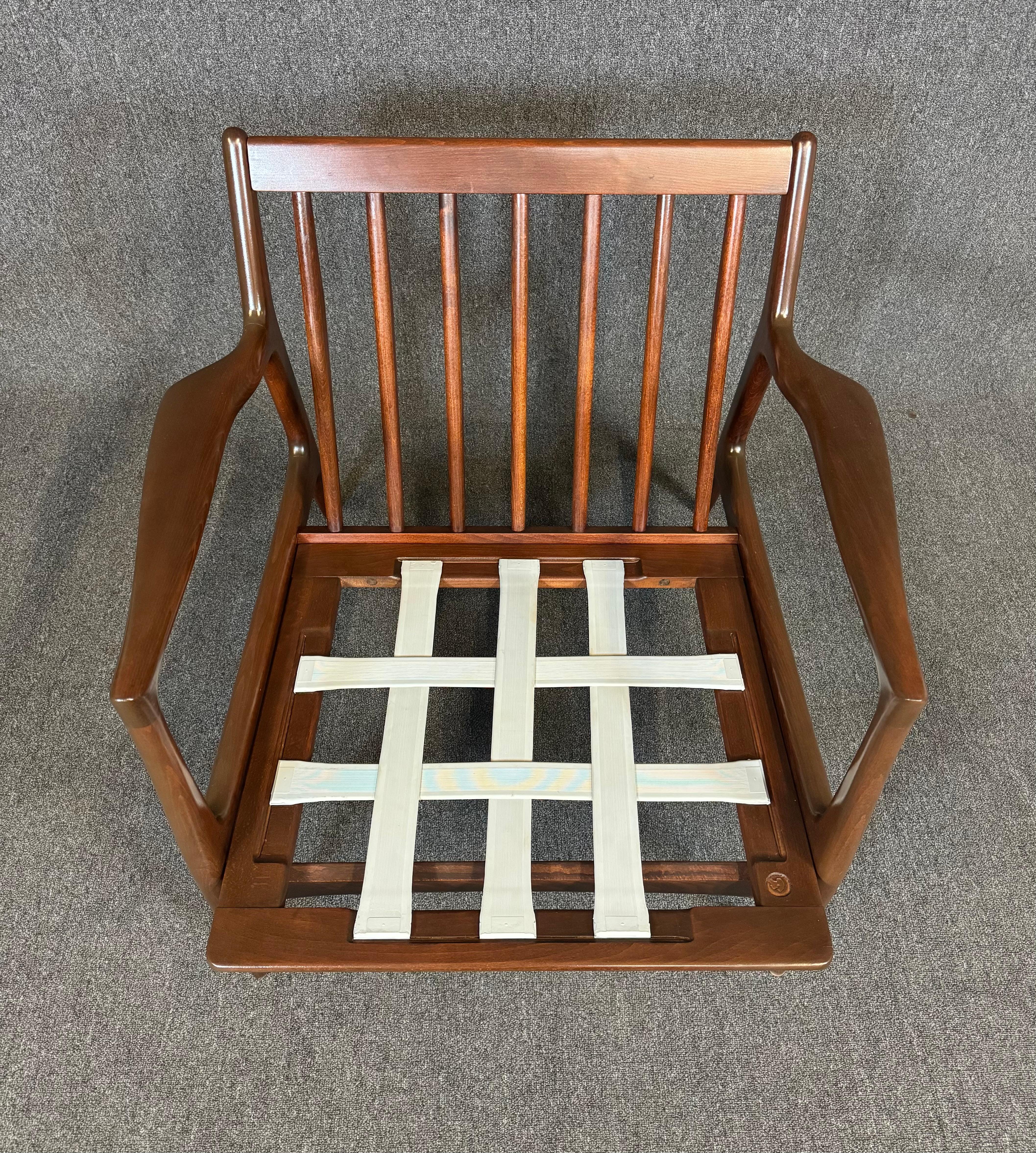Vintage Danish Mid Century Modern Lounge Chair by Kofod Larsen for Selig For Sale 1