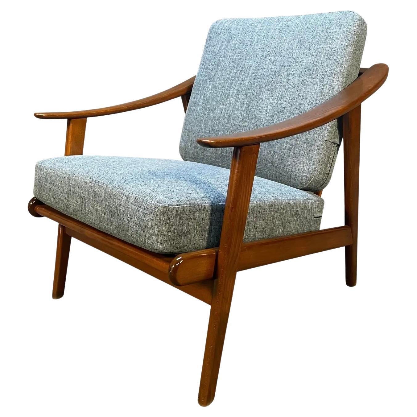 Vintage Danish Mid Century Modern Lounge Chair in the Manner of Folke Ohlsson For Sale