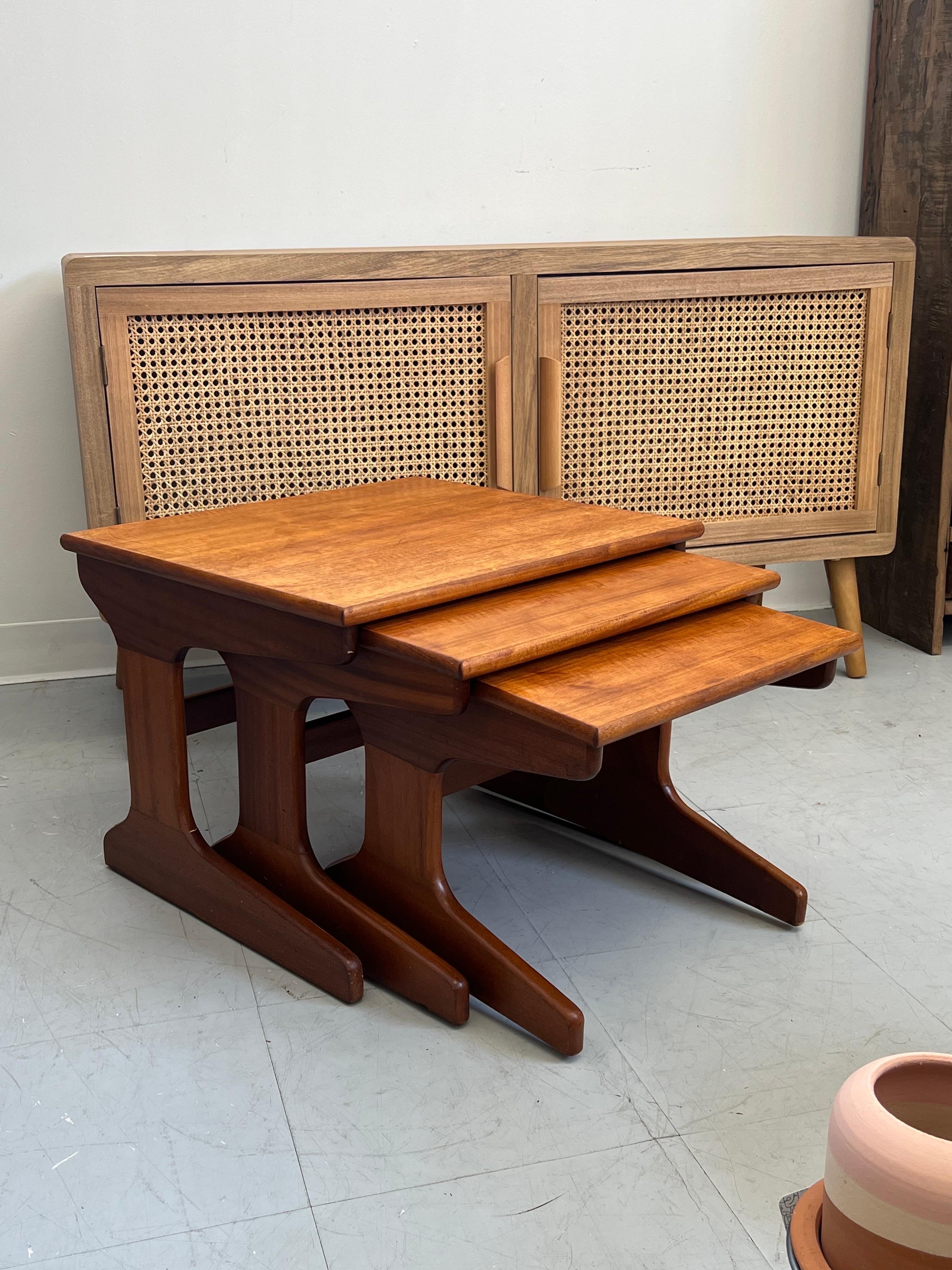 Mid-Century Modern Vintage Danish Mid Century Modern Nesting End Table Set For Sale