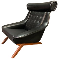 Vintage Danish Mid-Century Modern "Ox" Lounge Chair by Illum Wikkelso