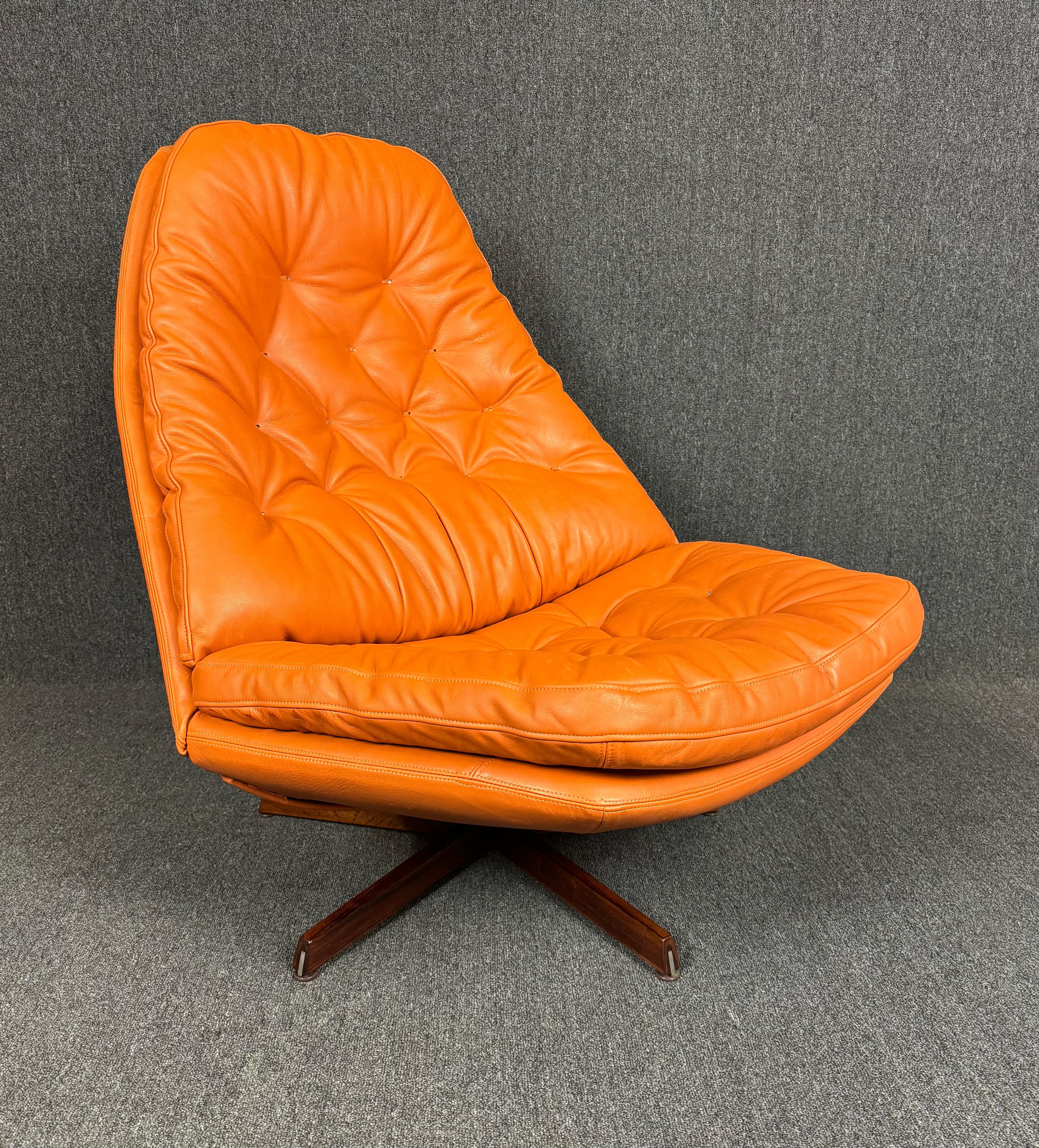 Scandinavian Modern Vintage Danish Mid Century Modern Recliner Lounge Chair Ms68 by Madsen & Schubel For Sale