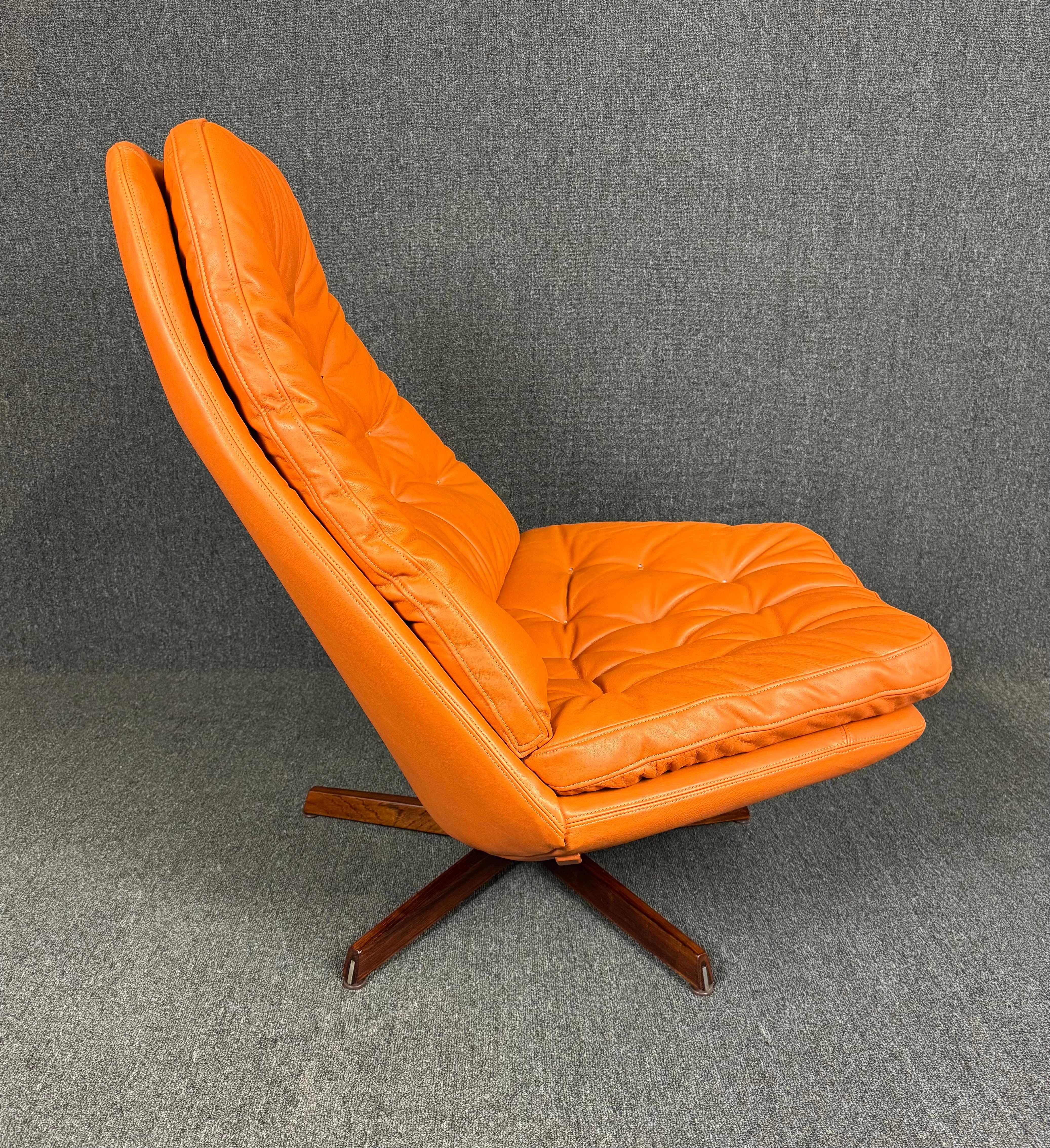 Vintage Danish Mid Century Modern Recliner Lounge Chair Ms68 by Madsen & Schubel In Good Condition For Sale In San Marcos, CA