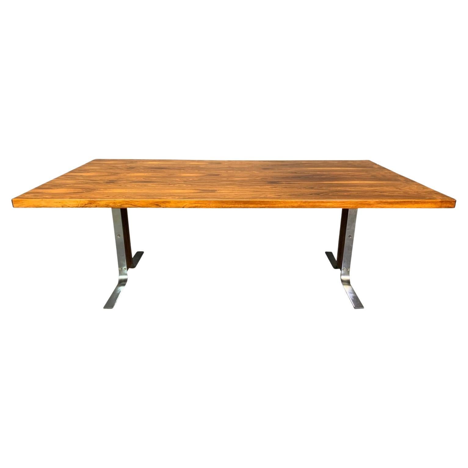 Grande table basse danoise vintage en bois de rose et chrome, moderne du milieu du siècle dernier en vente