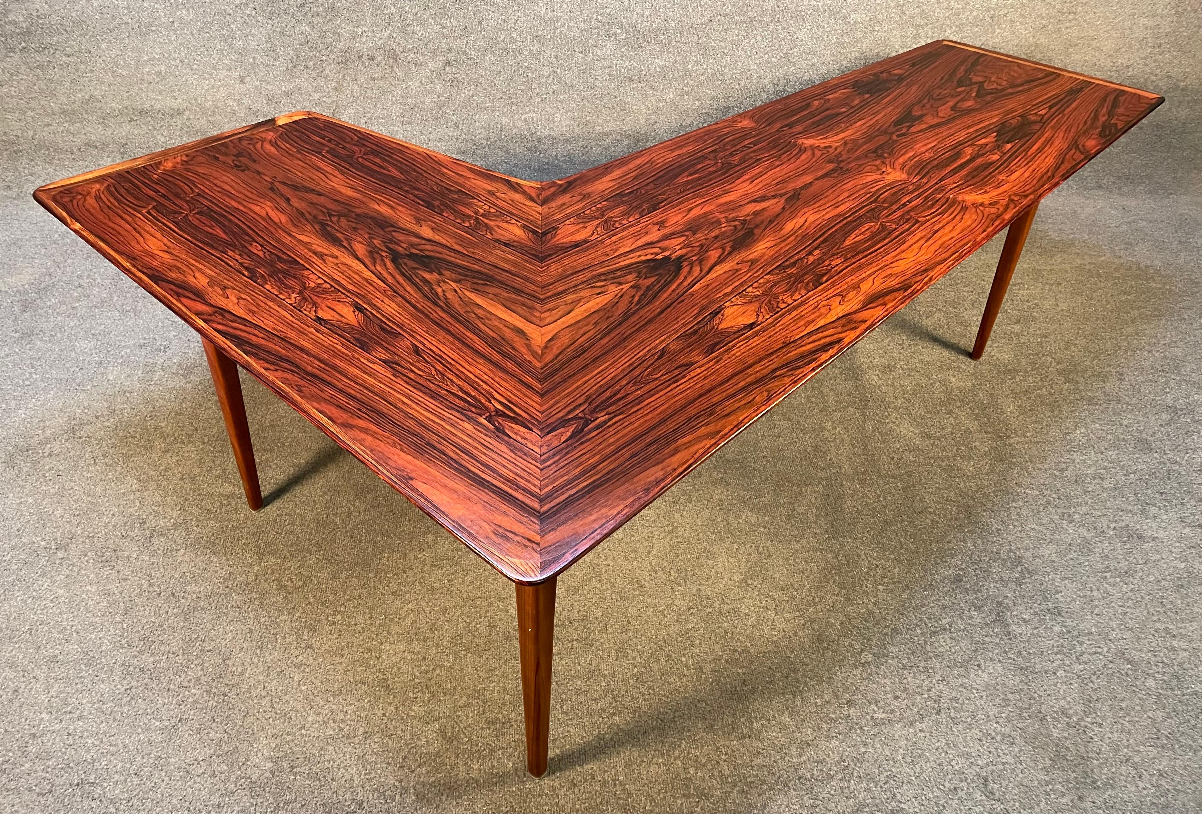 Woodwork Vintage Danish Mid-Century Modern Rosewood Boomerang Coffee Table