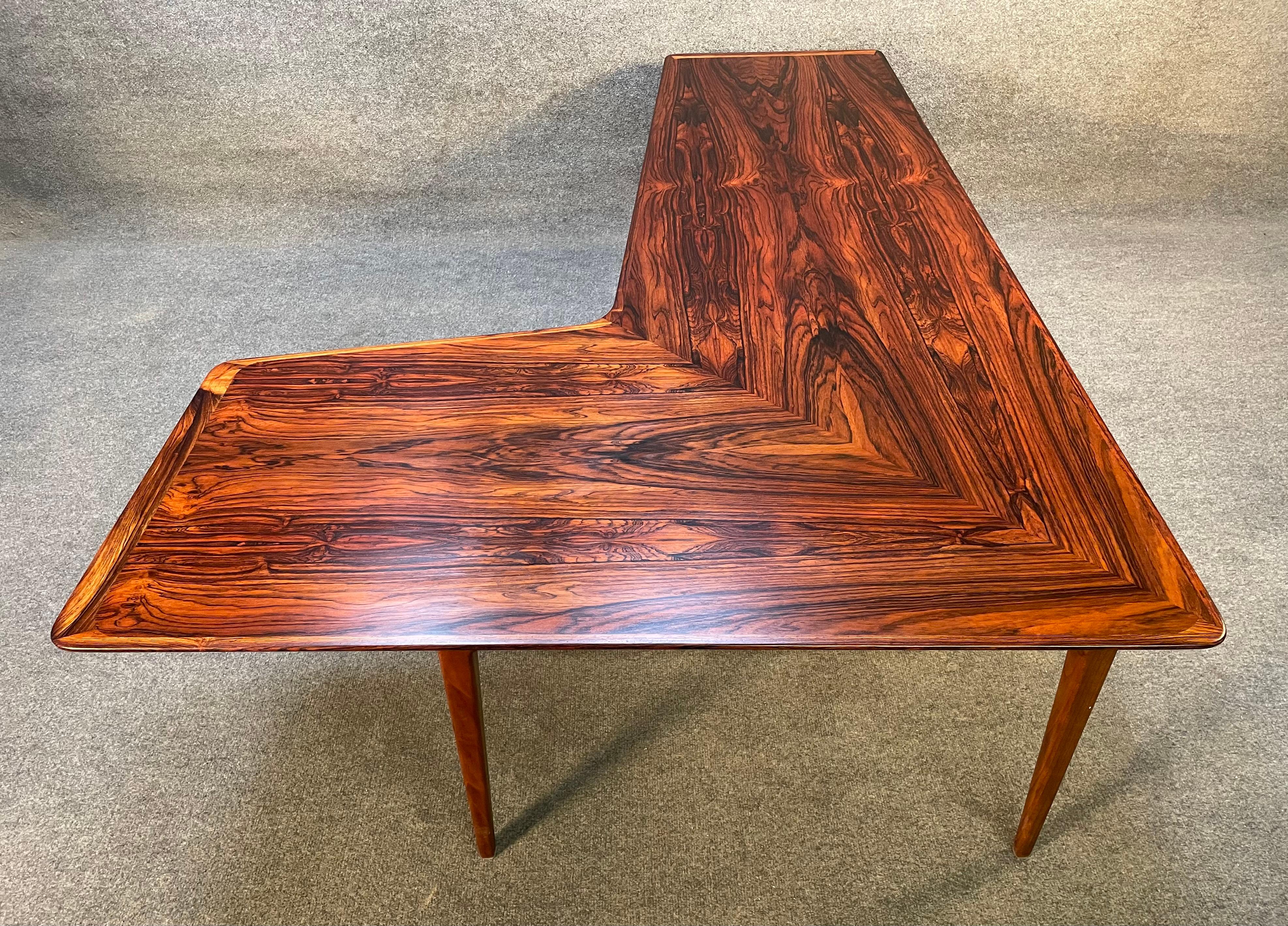 Vintage Danish Mid-Century Modern Rosewood Boomerang Coffee Table 2