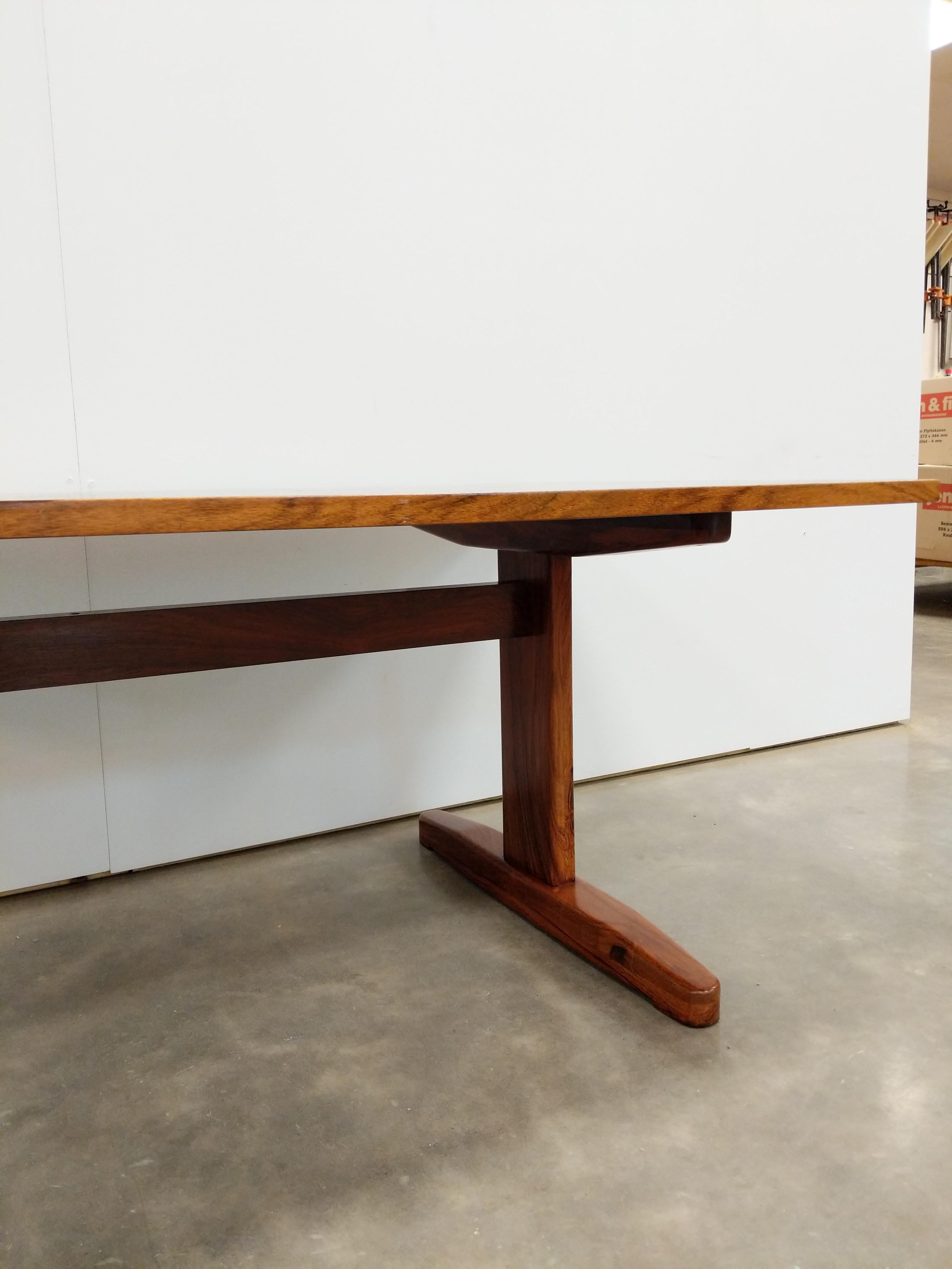 Bois de rose Table basse danoise moderne du milieu du siècle dernier en bois de rose par Trioh en vente