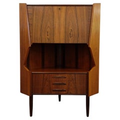 Retro Danish Mid Century Modern Rosewood Corner Cabinet