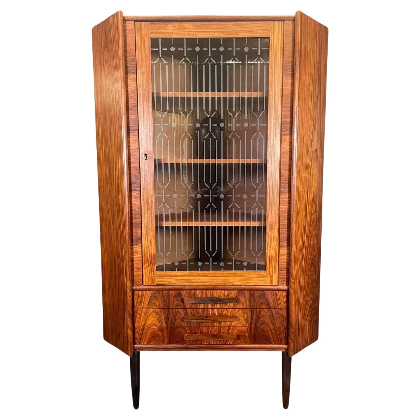 Vintage Danish Mid Century Modern Rosewood Corner Cabinet With Etched Glass