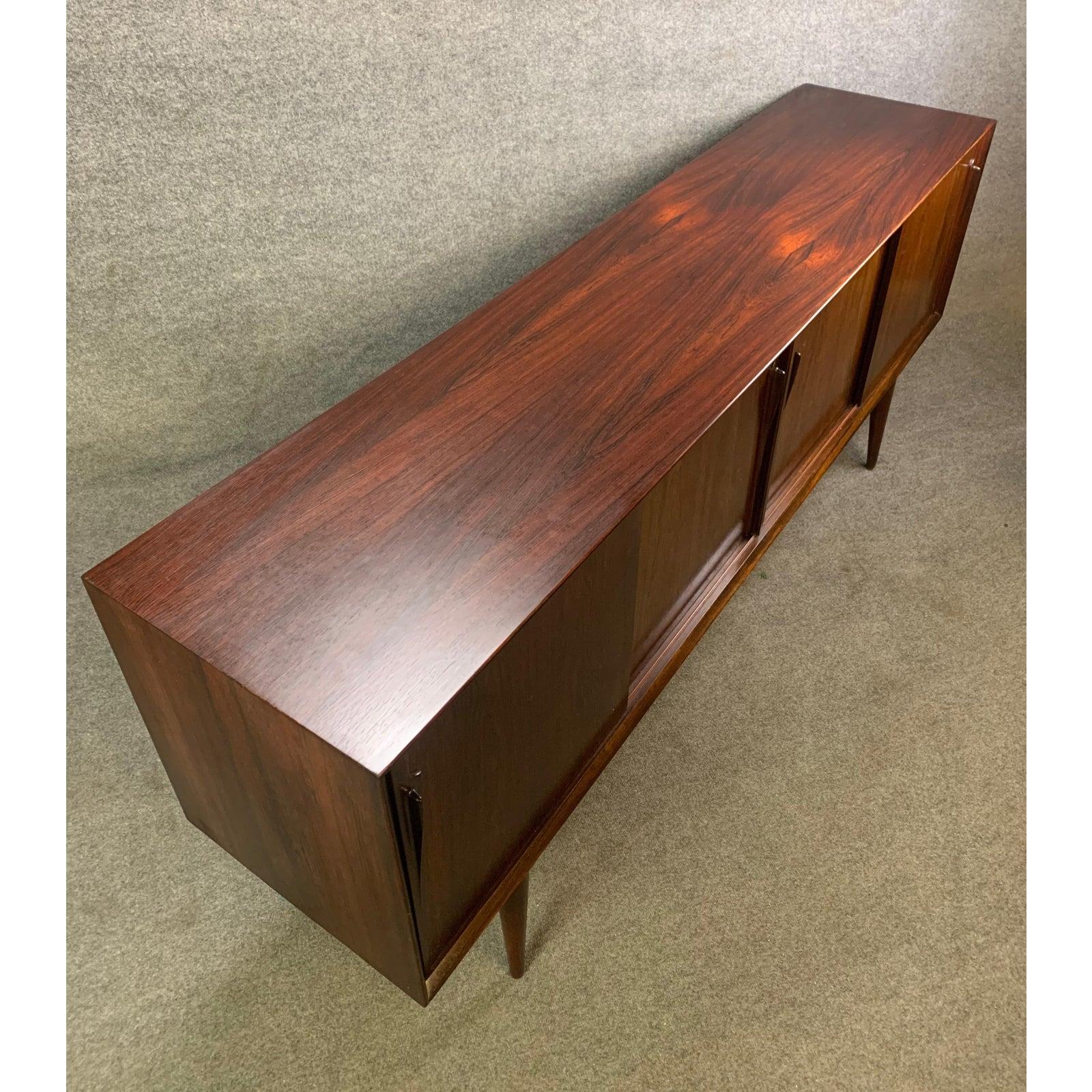 Vintage Danish Mid-Century Modern Rosewood Credenza by Gunni Oman for Omann Jun  In Good Condition For Sale In San Marcos, CA
