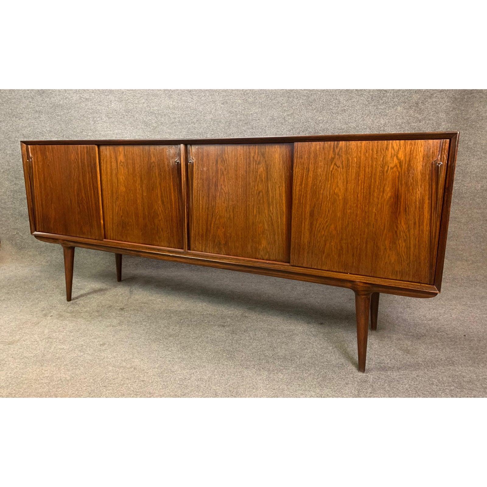 Vintage Danish Mid-Century Modern Rosewood Credenza by Gunni Oman for Omann Jun  For Sale 2