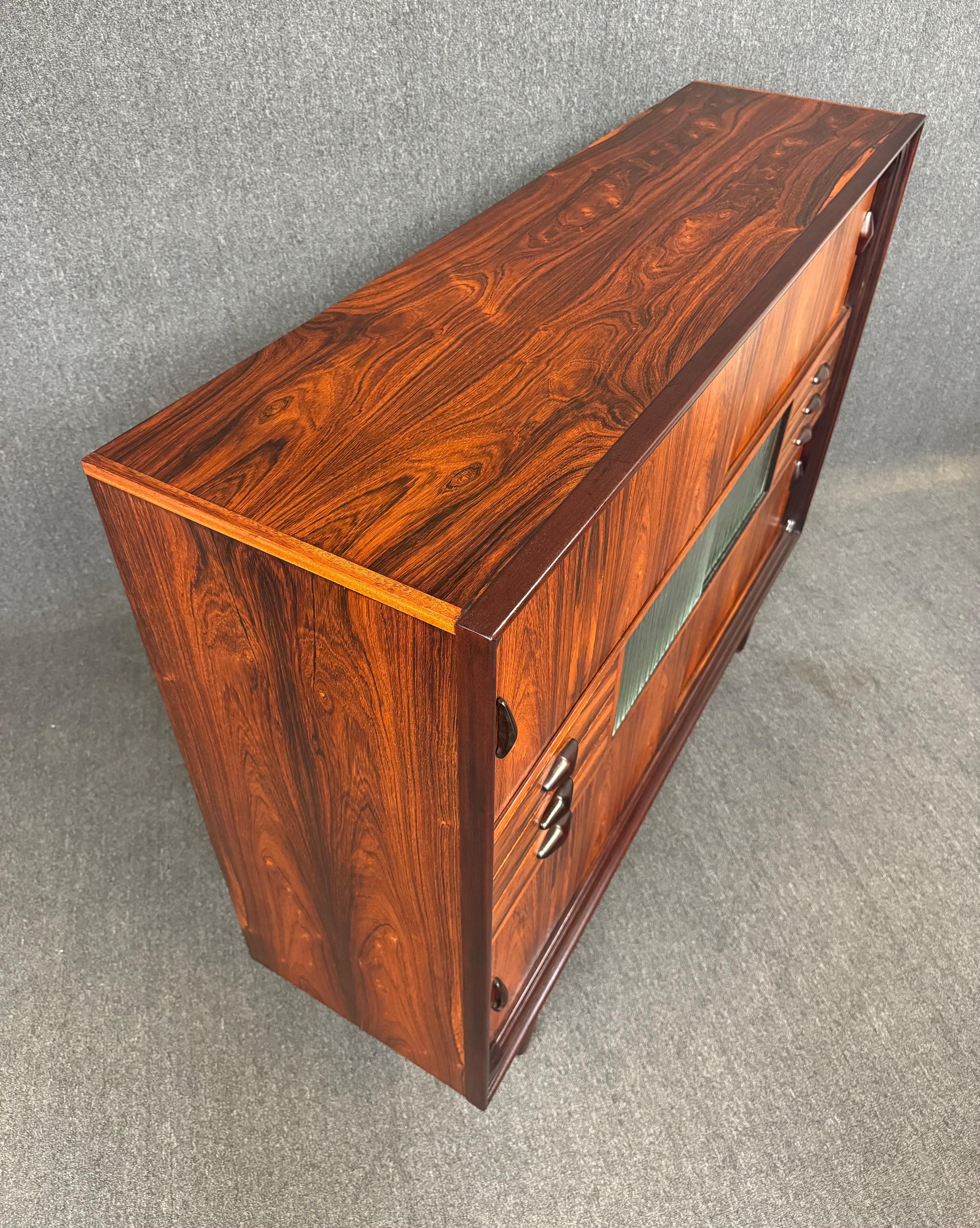 Vintage Danish Mid Century Modern Rosewood Credenza Hutch For Sale 4