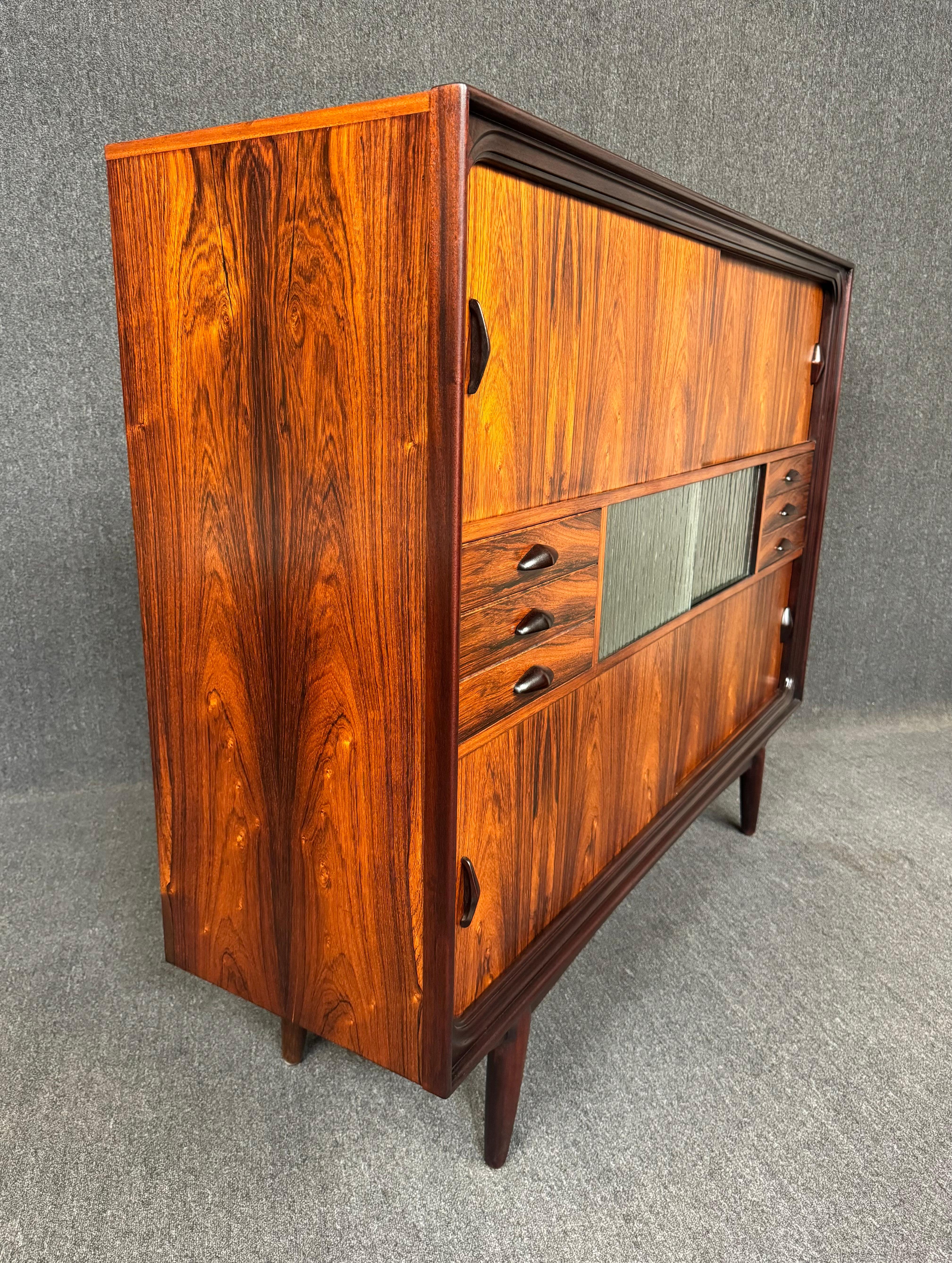 Vintage Danish Mid Century Modern Rosewood Credenza Hutch For Sale 3